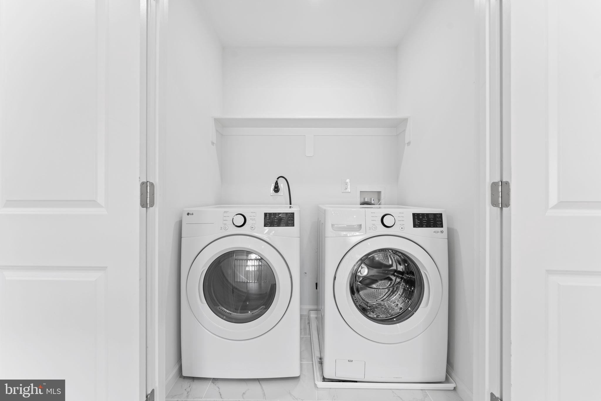 YORKSHIRE ACRES - Residential