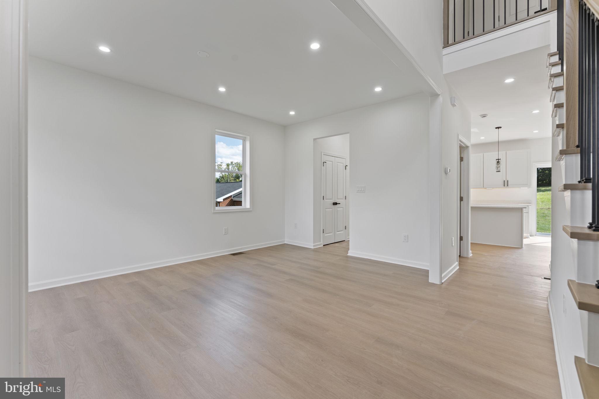 YORKSHIRE ACRES - Residential