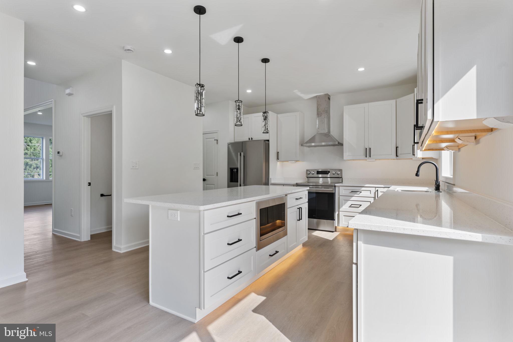 YORKSHIRE ACRES - Residential