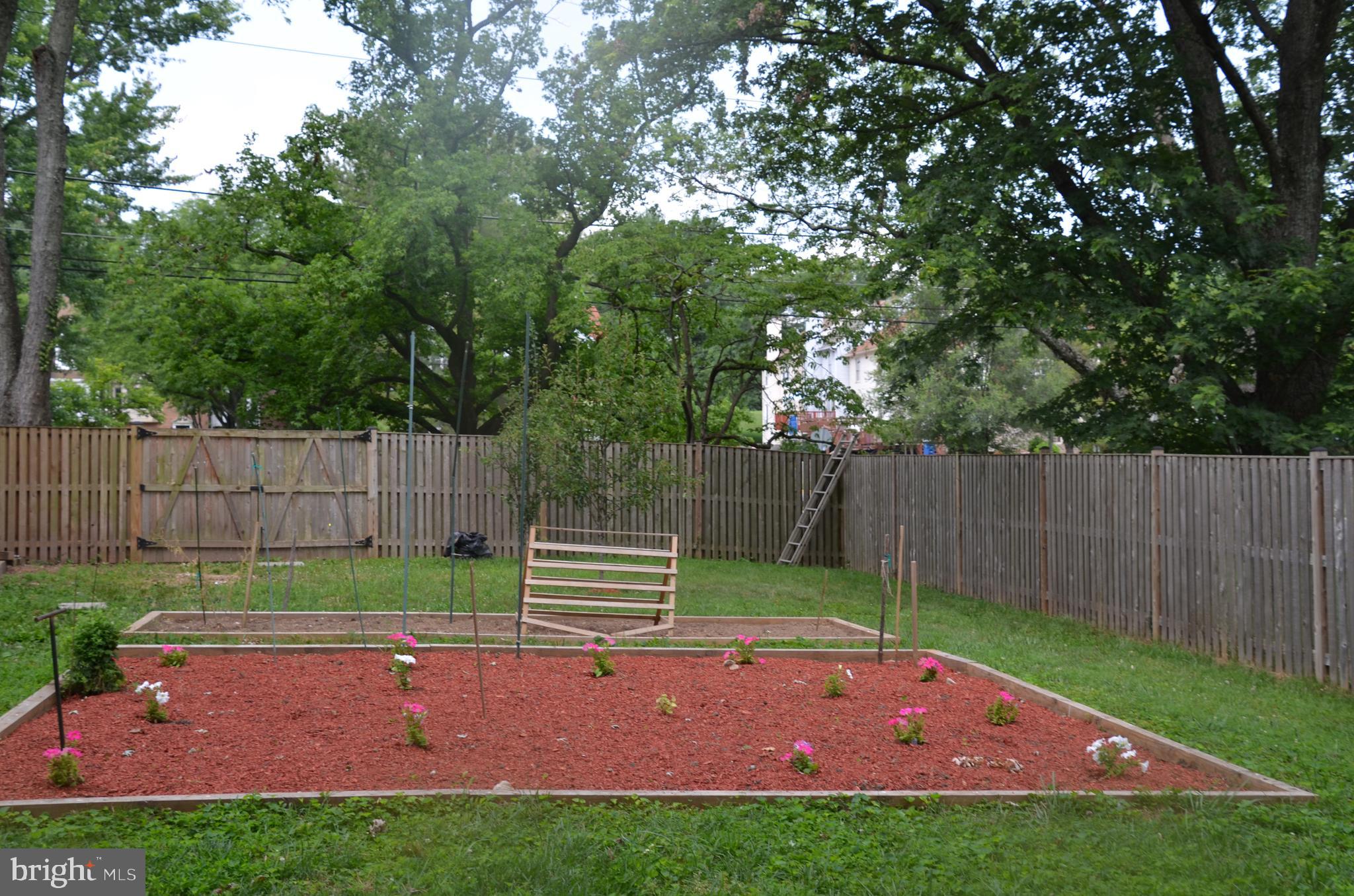 CAROL ACRES - Residential