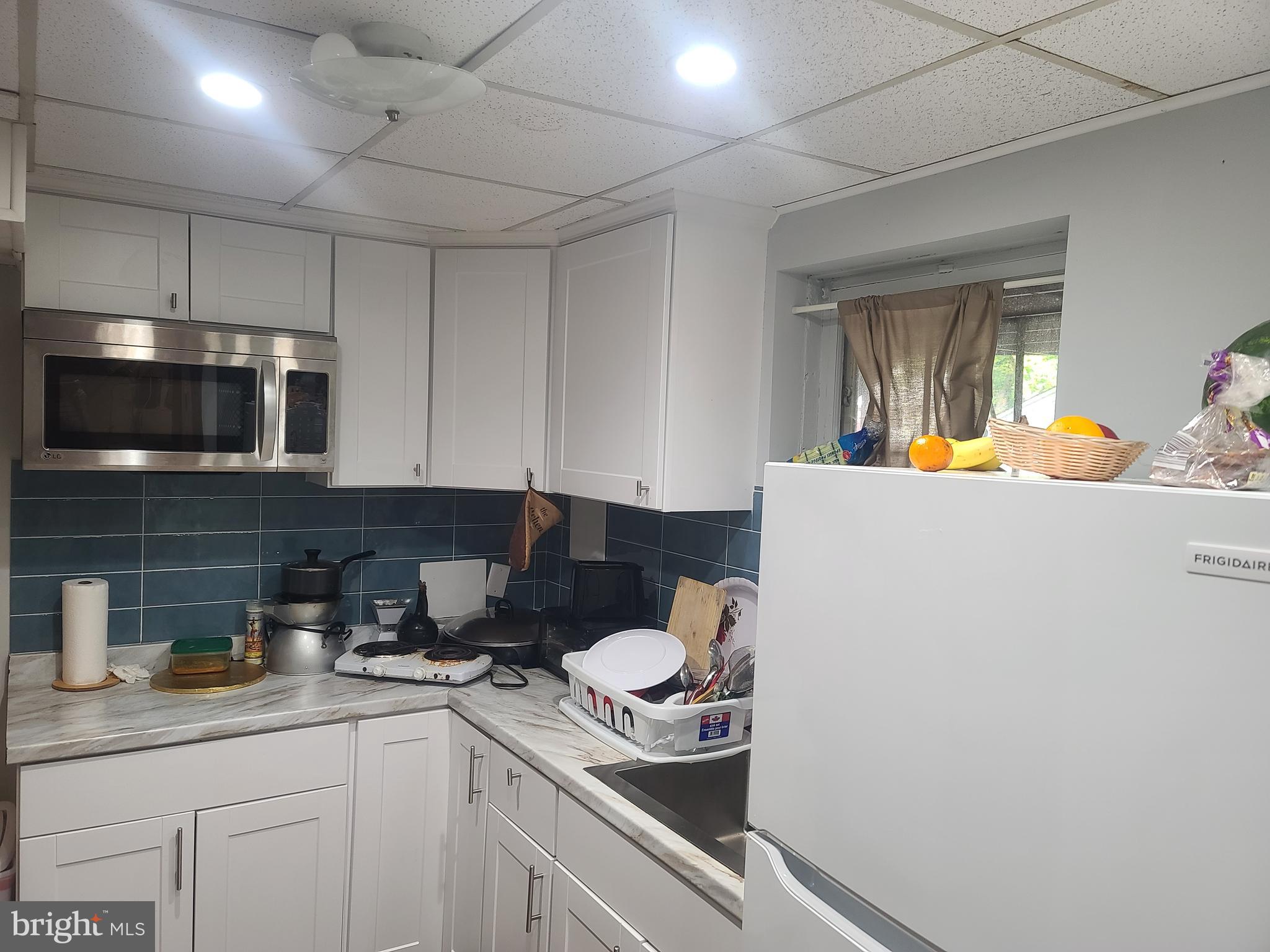 CAROL ACRES - Residential