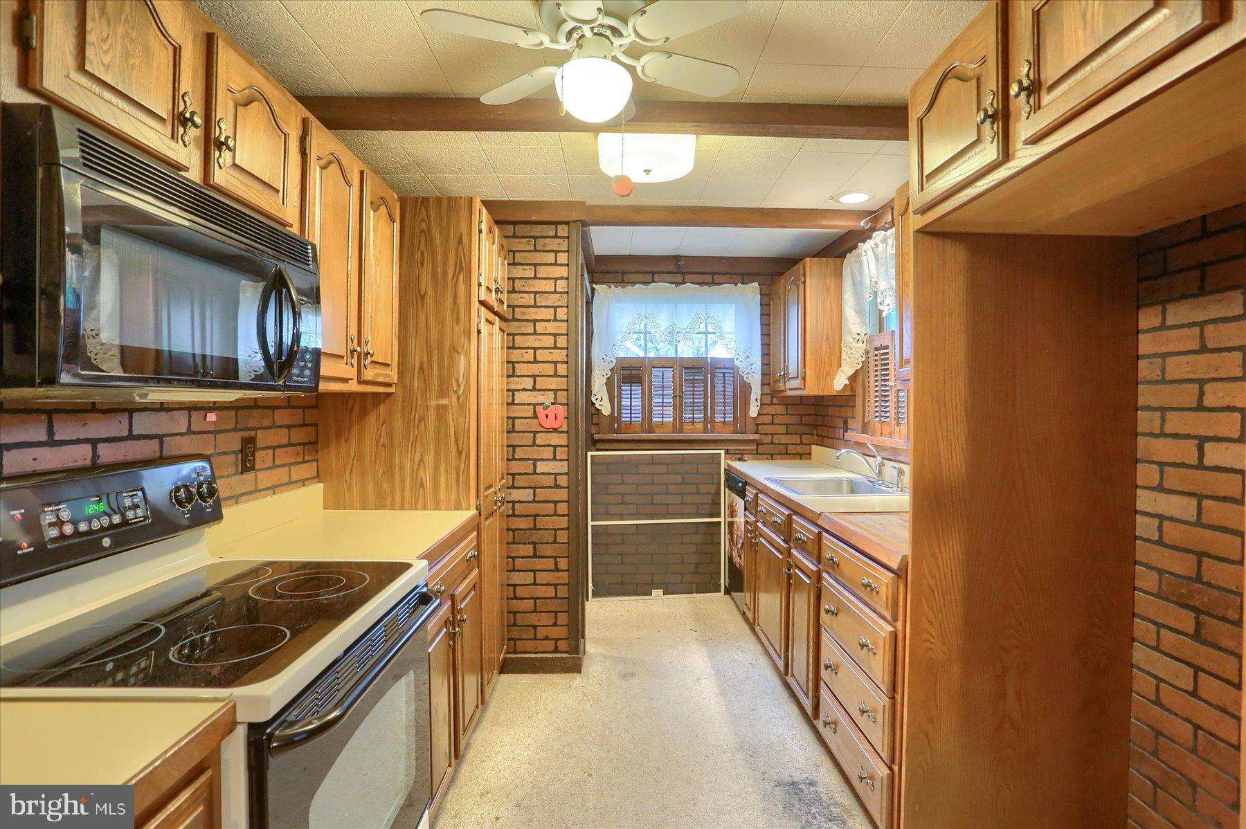 MOUNT JOY TWP - Residential