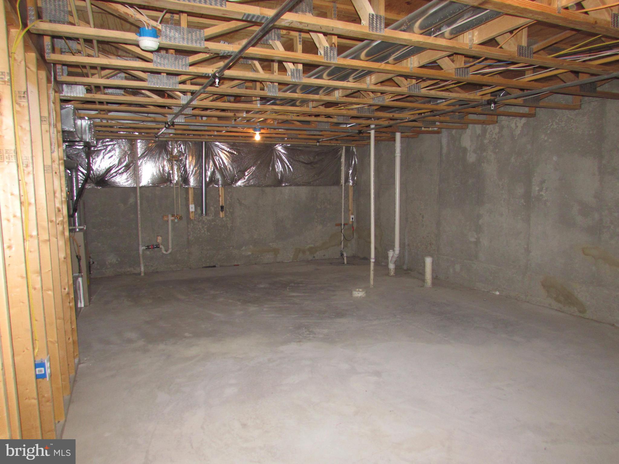 HERITAGE CROSSING - Residential