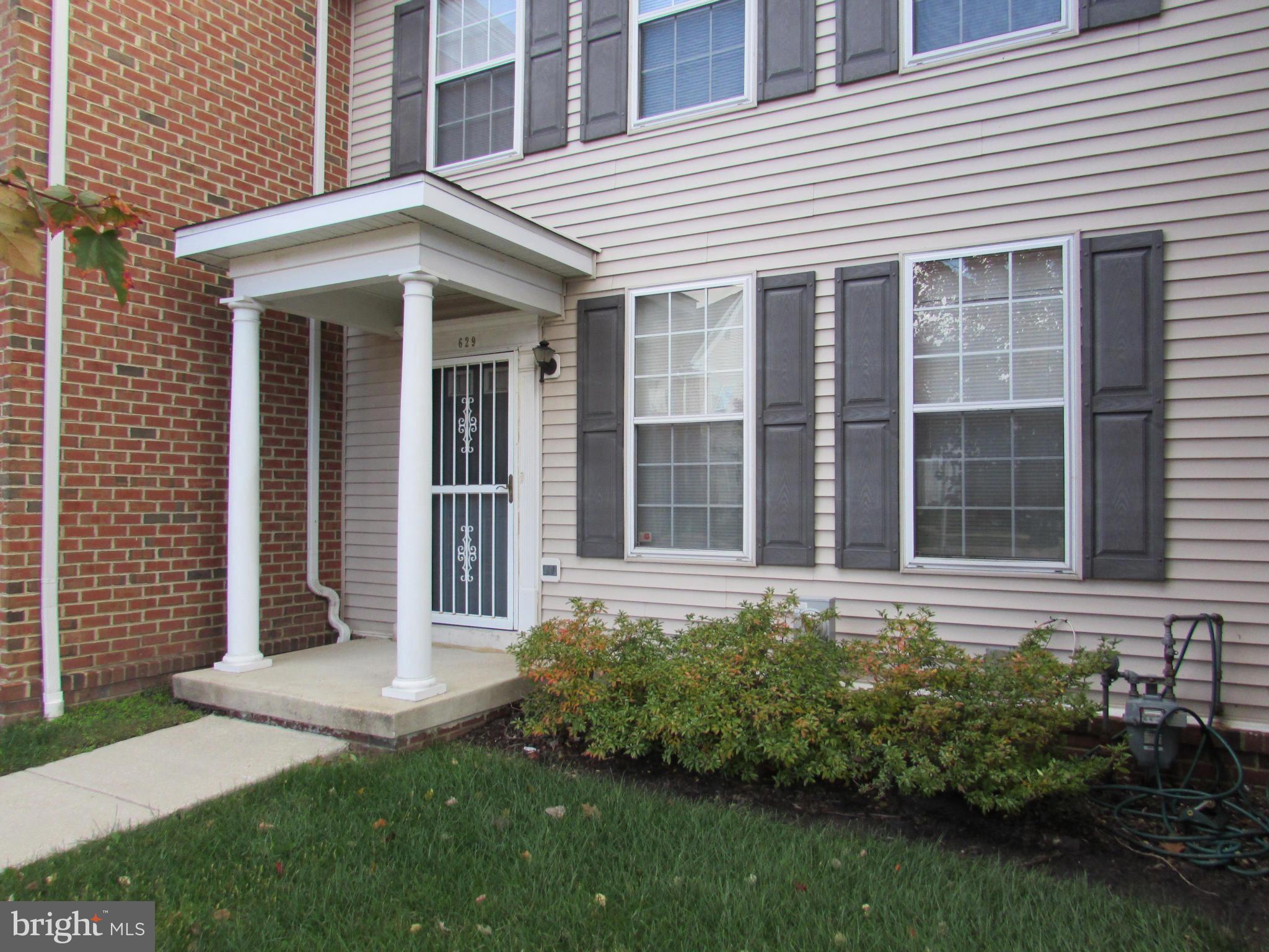 HERITAGE CROSSING - Residential