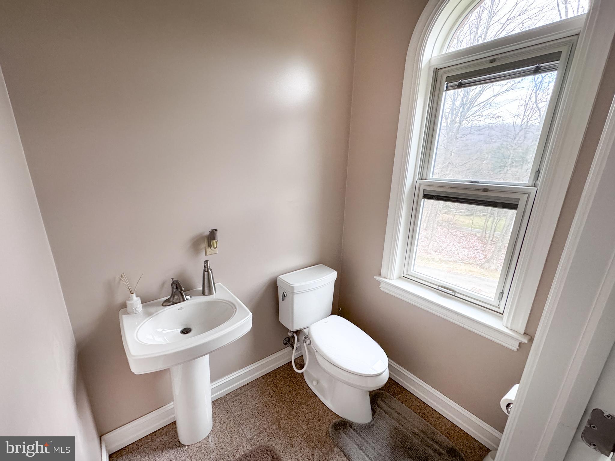 CEDAR CLIFF - Residential