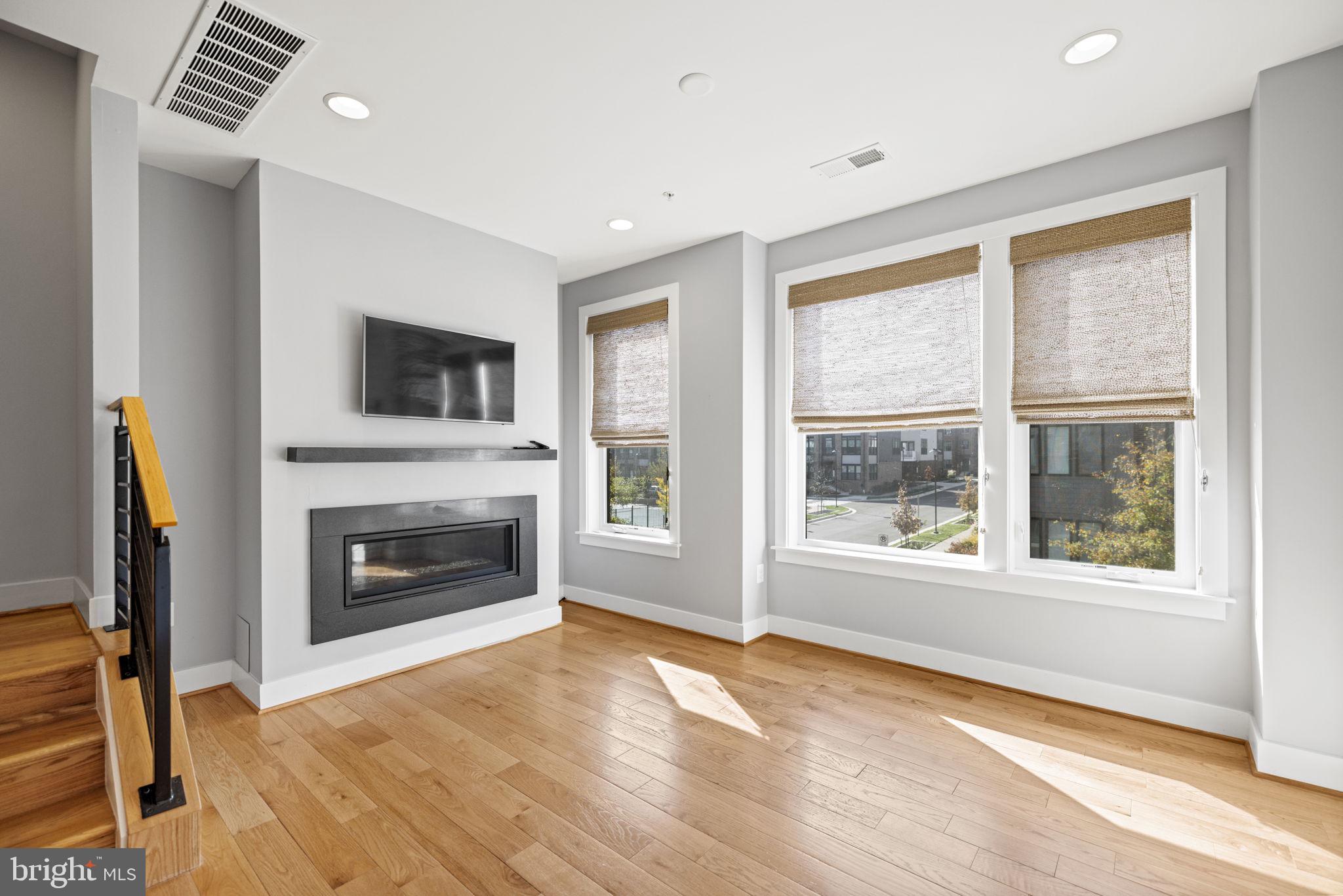 WESTSIDE AT SHADY GROVE METRO - Residential Lease