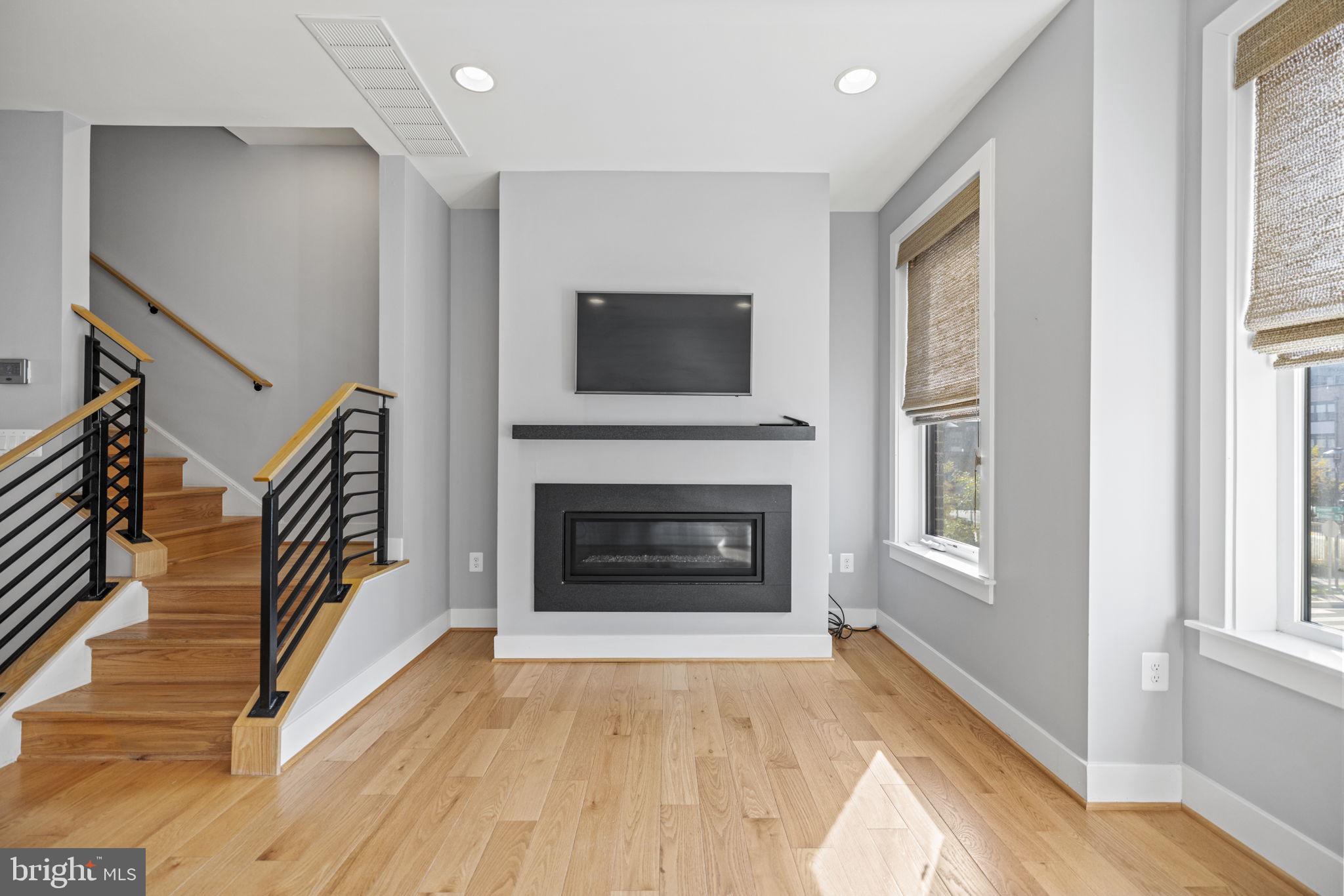 WESTSIDE AT SHADY GROVE METRO - Residential Lease