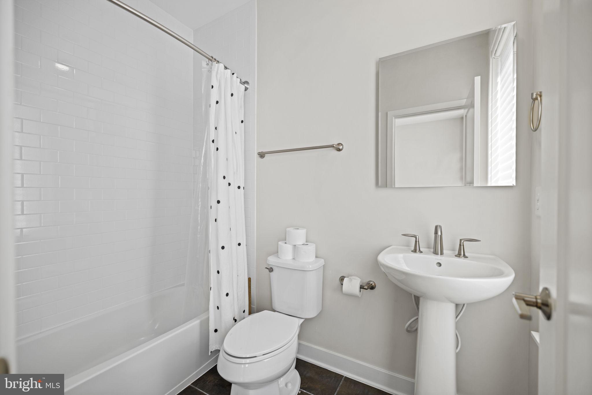 WESTSIDE AT SHADY GROVE METRO - Residential Lease