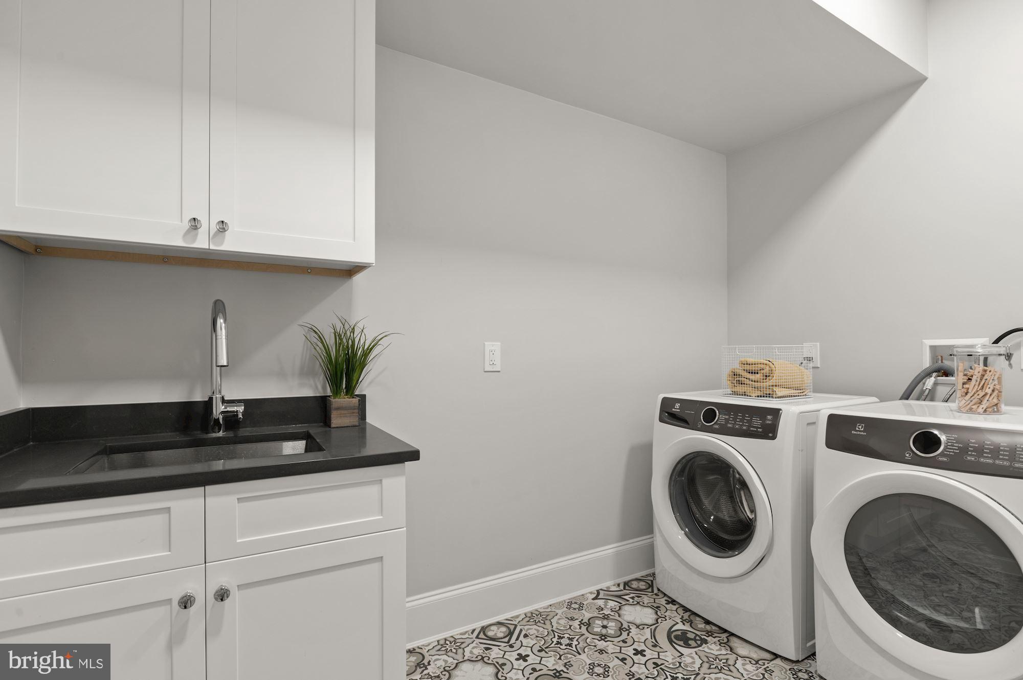 GEORGETOWN - Residential