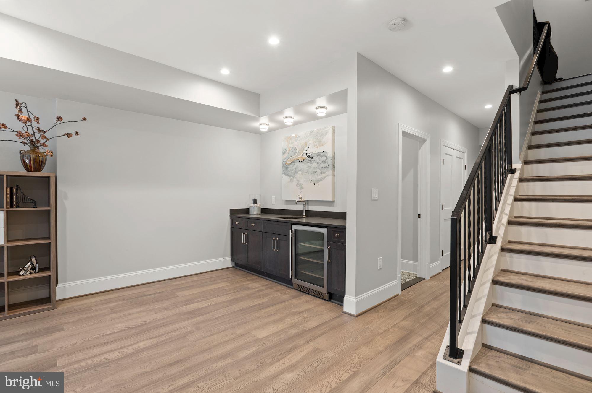 GEORGETOWN - Residential