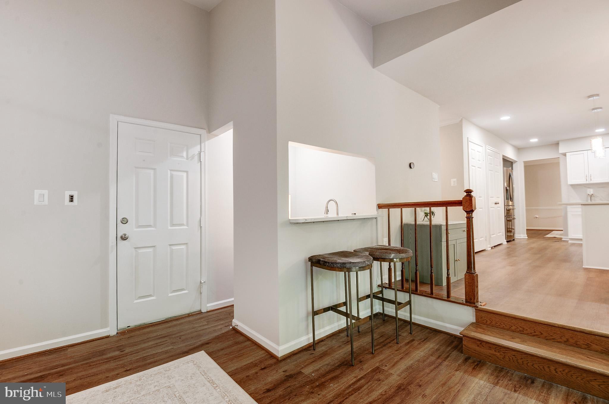 OAKTON GLEN - Residential