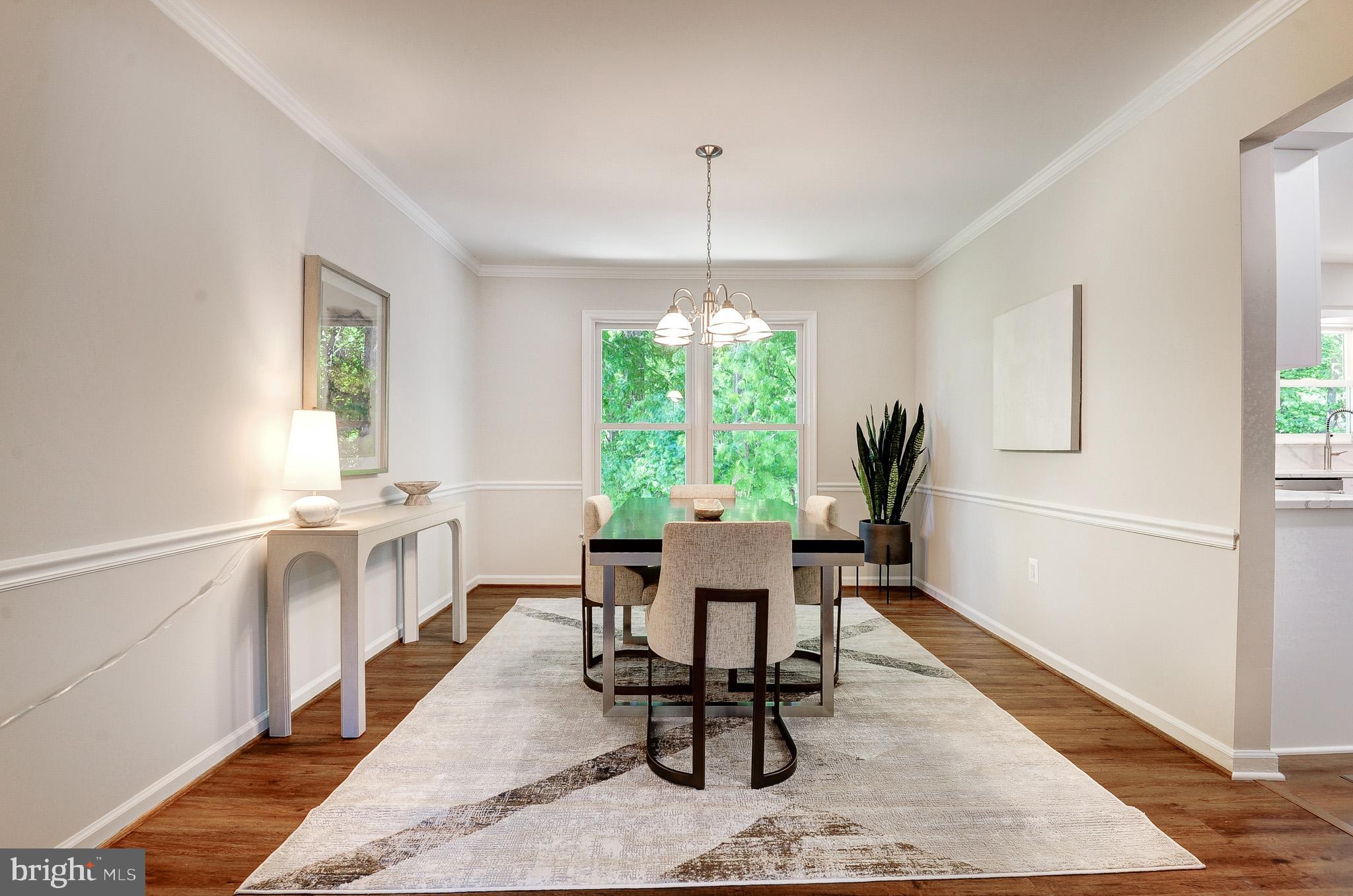 OAKTON GLEN - Residential