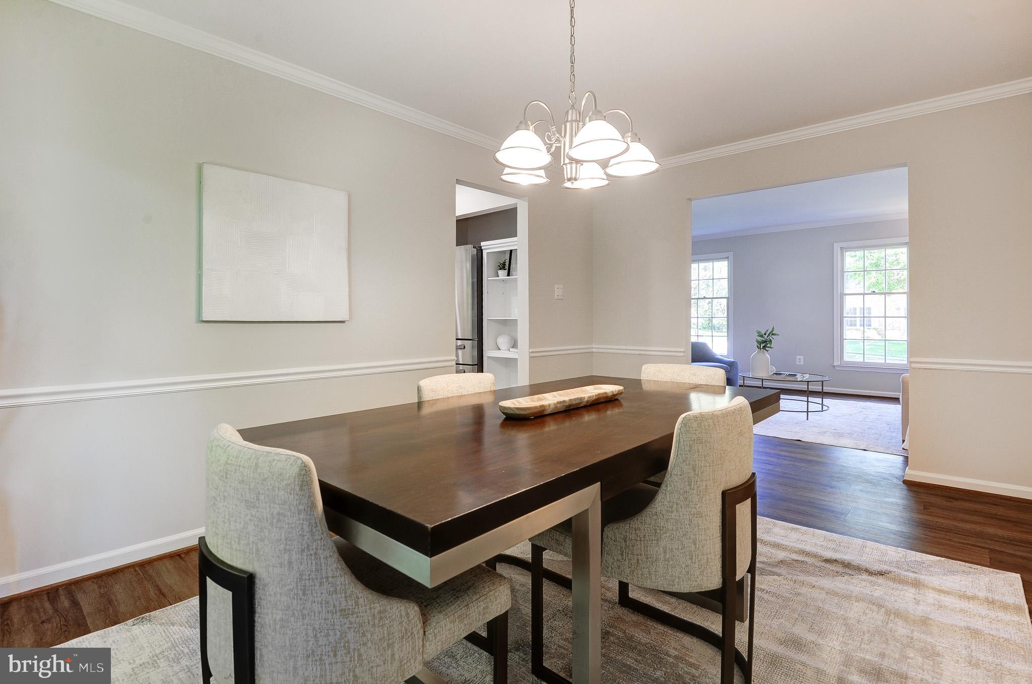 OAKTON GLEN - Residential