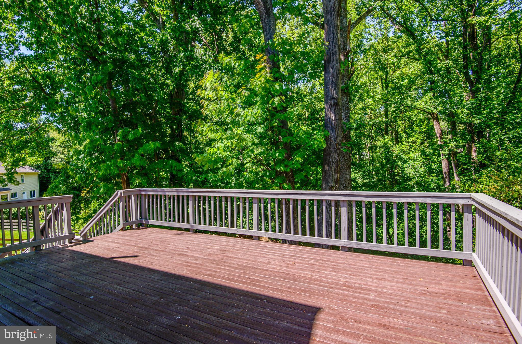 OAKTON GLEN - Residential