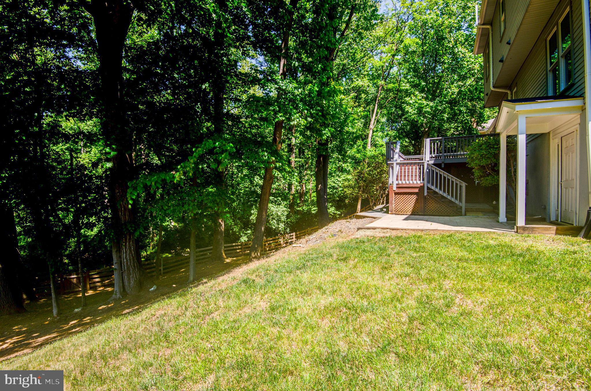 OAKTON GLEN - Residential