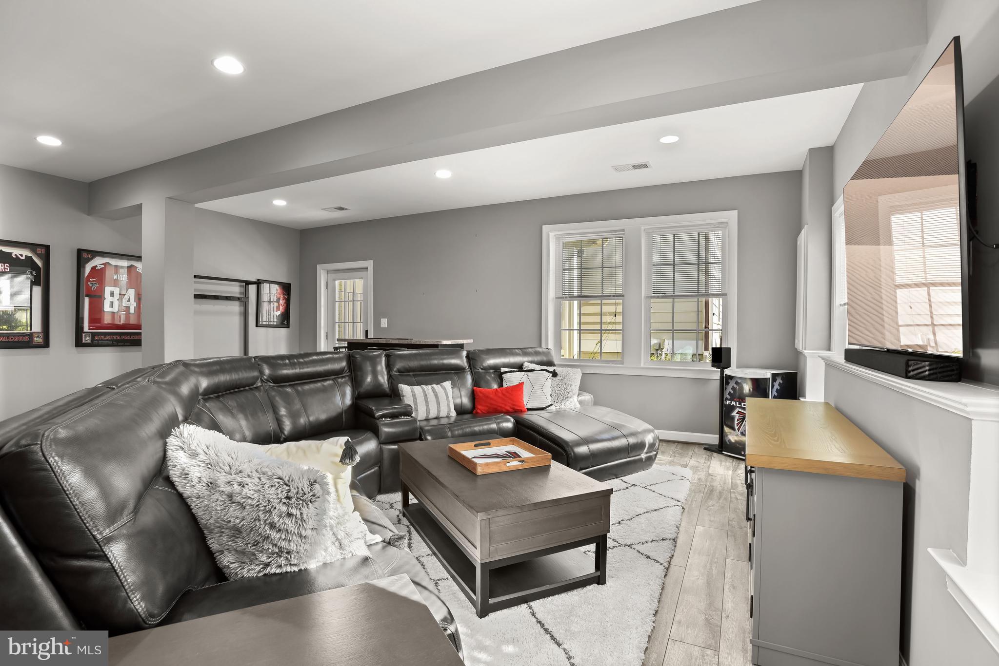 MAPLE LAWN FARMS - Residential