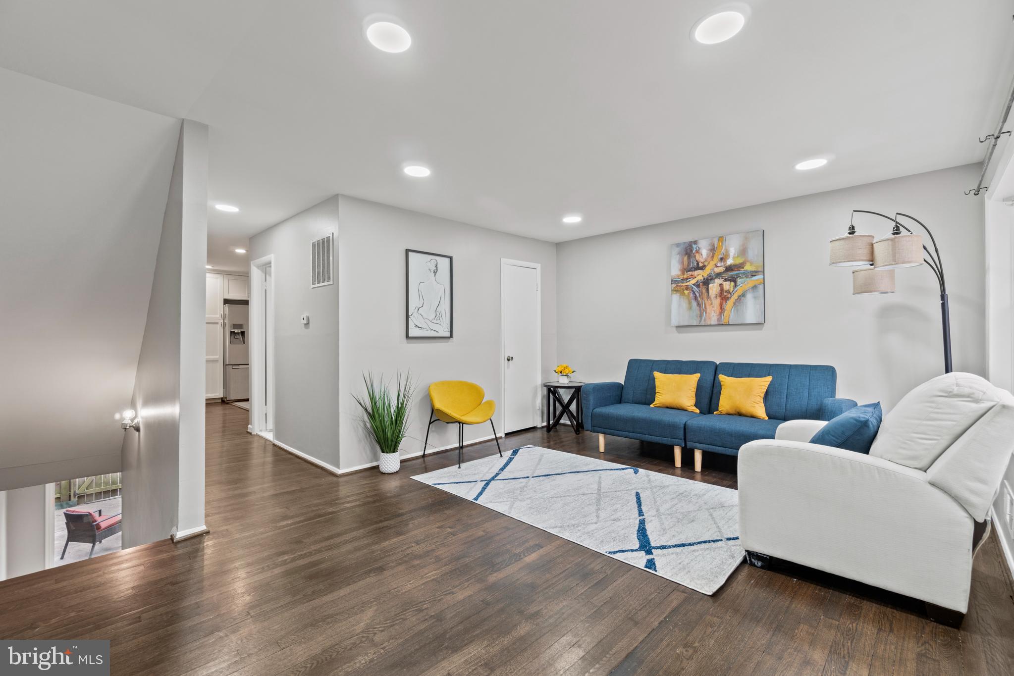 DALE CITY - Residential