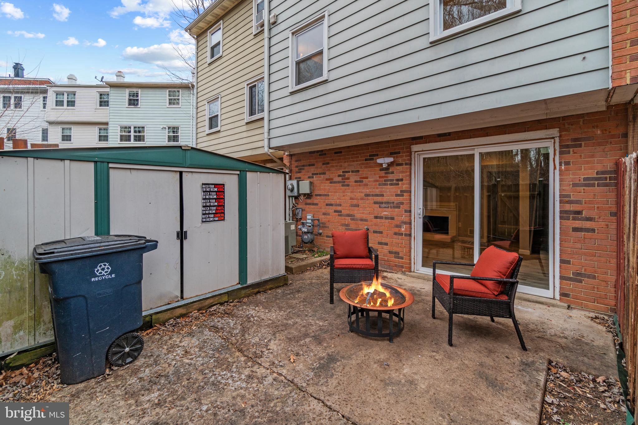 DALE CITY - Residential