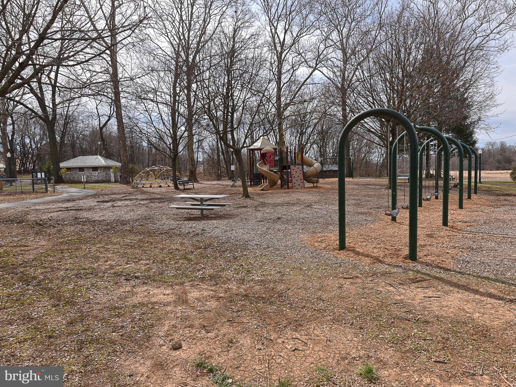 WOODCREST - Residential