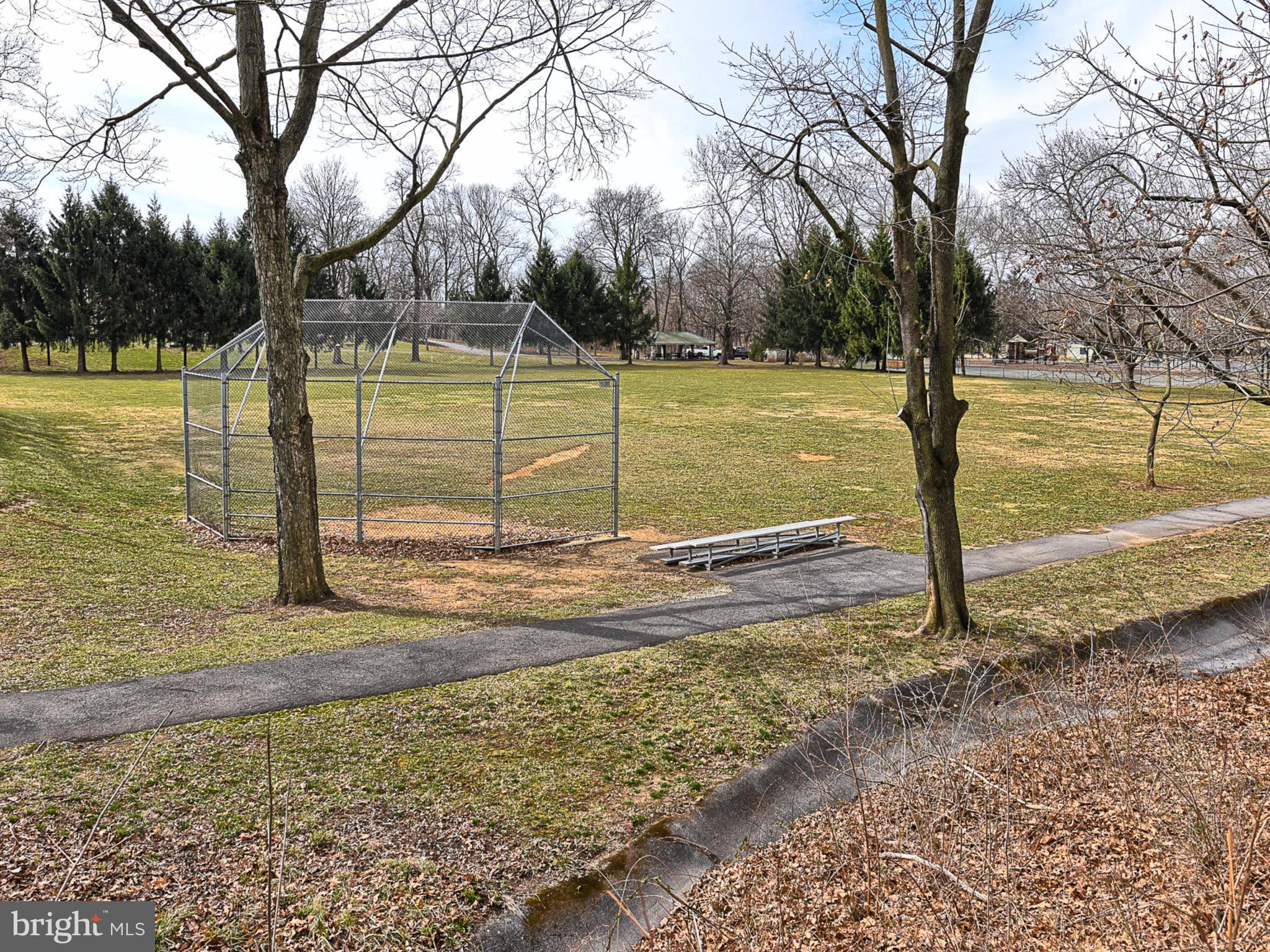 WOODCREST - Residential