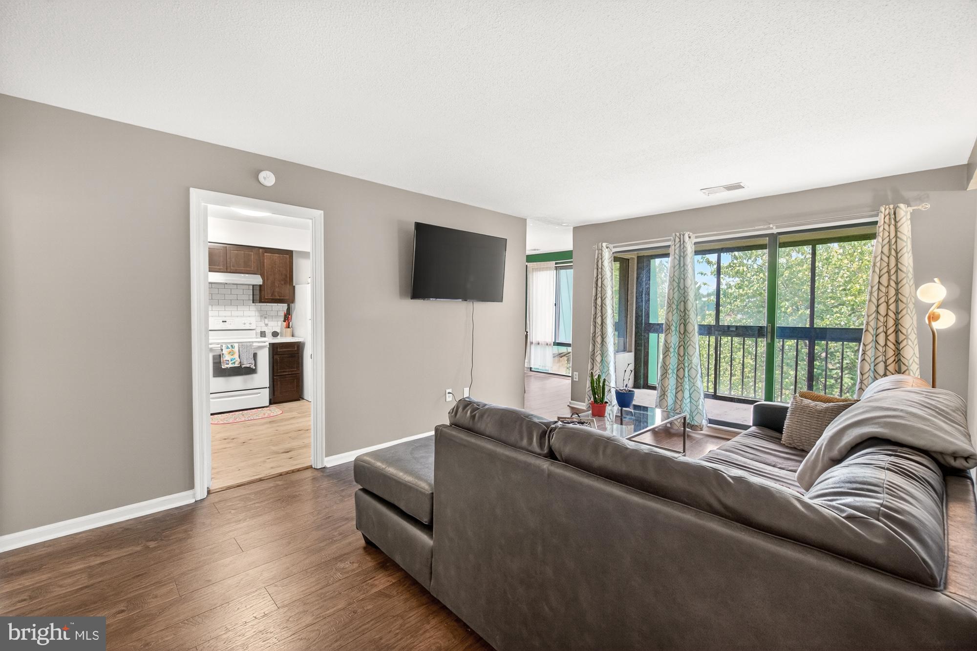 WOODCREST - Residential