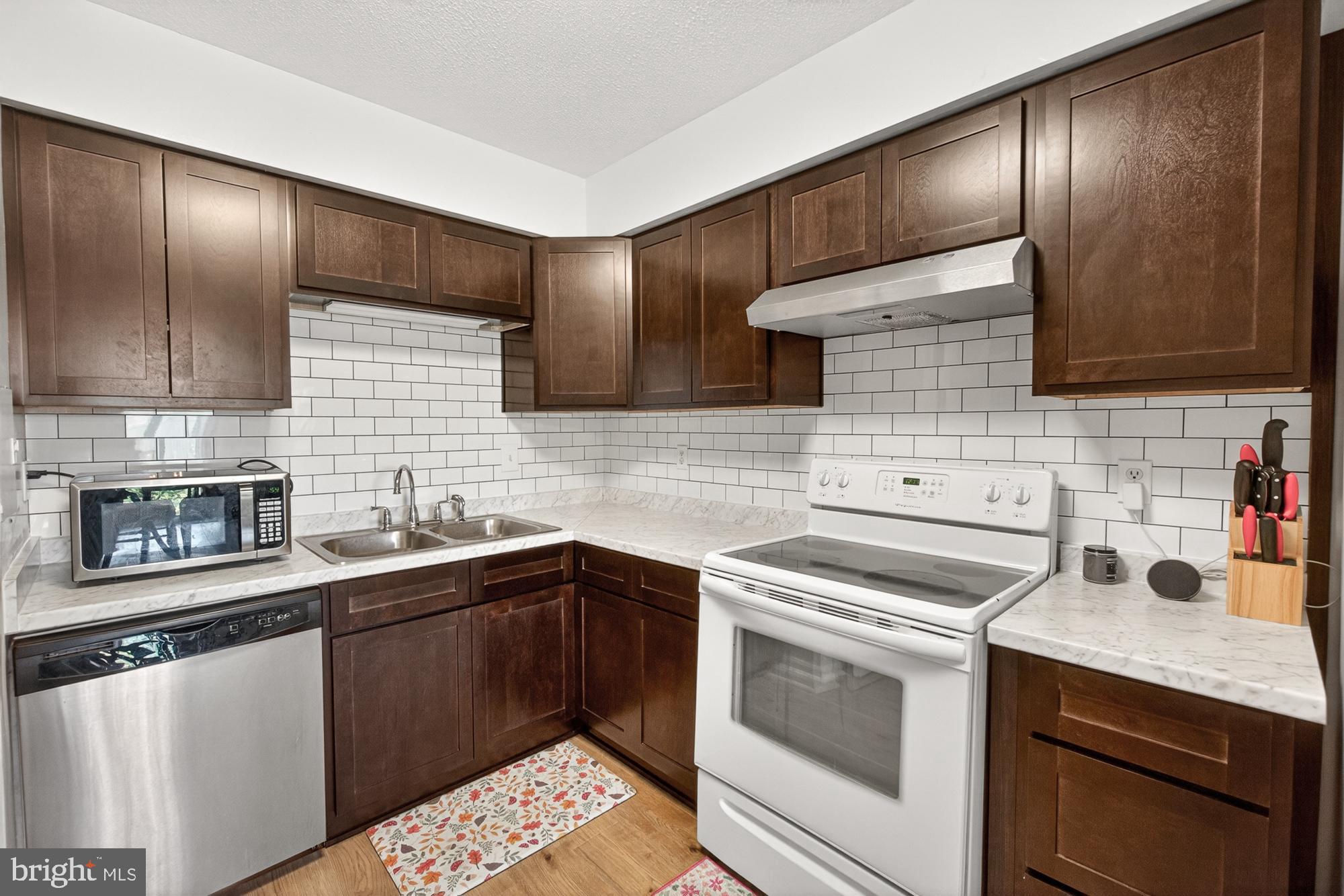 WOODCREST - Residential