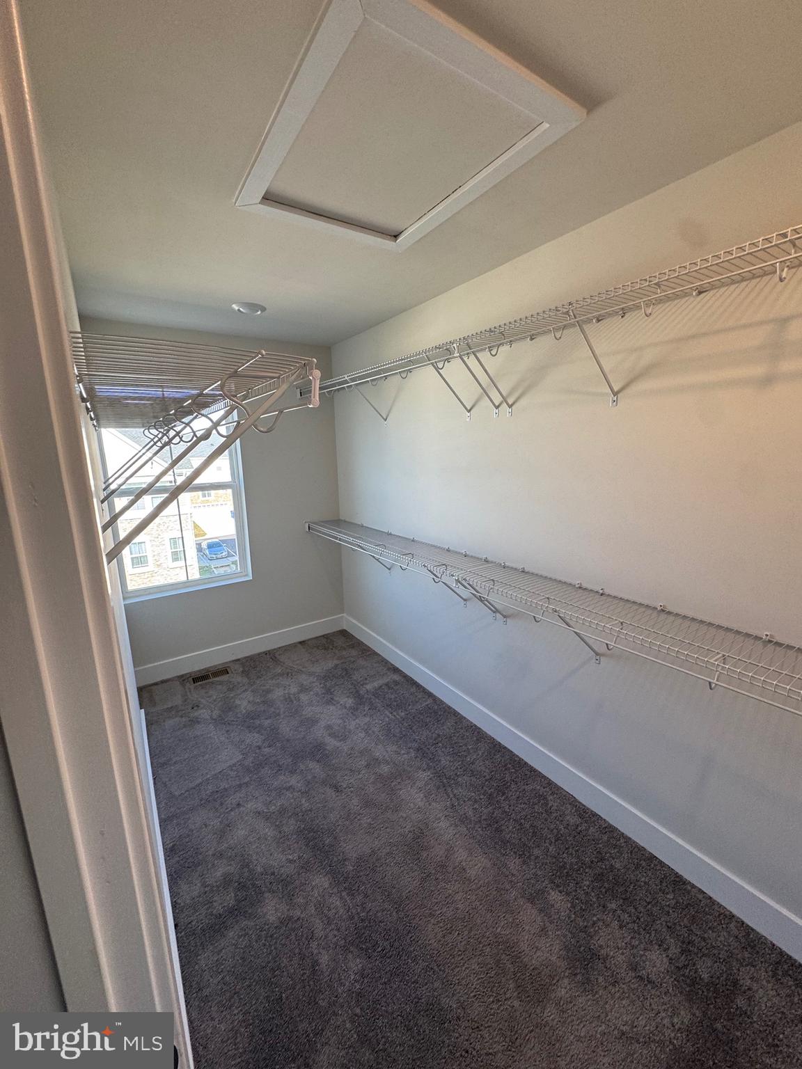 HIGHLAND ESTATES - Residential Lease