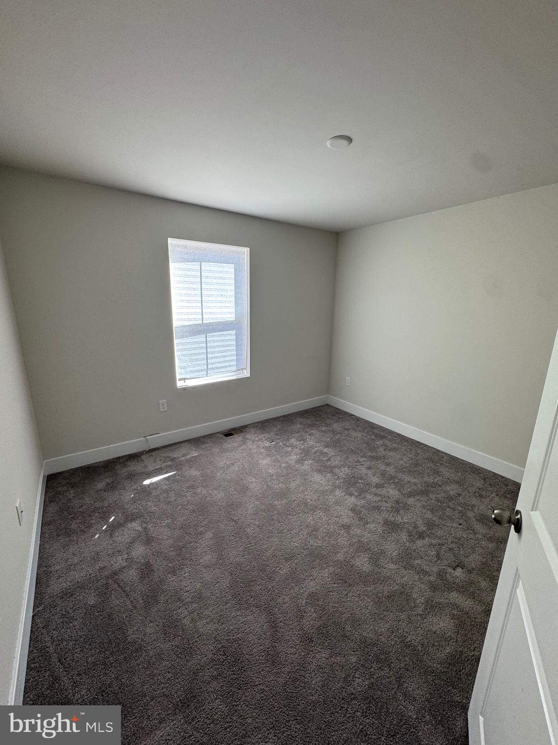 HIGHLAND ESTATES - Residential Lease