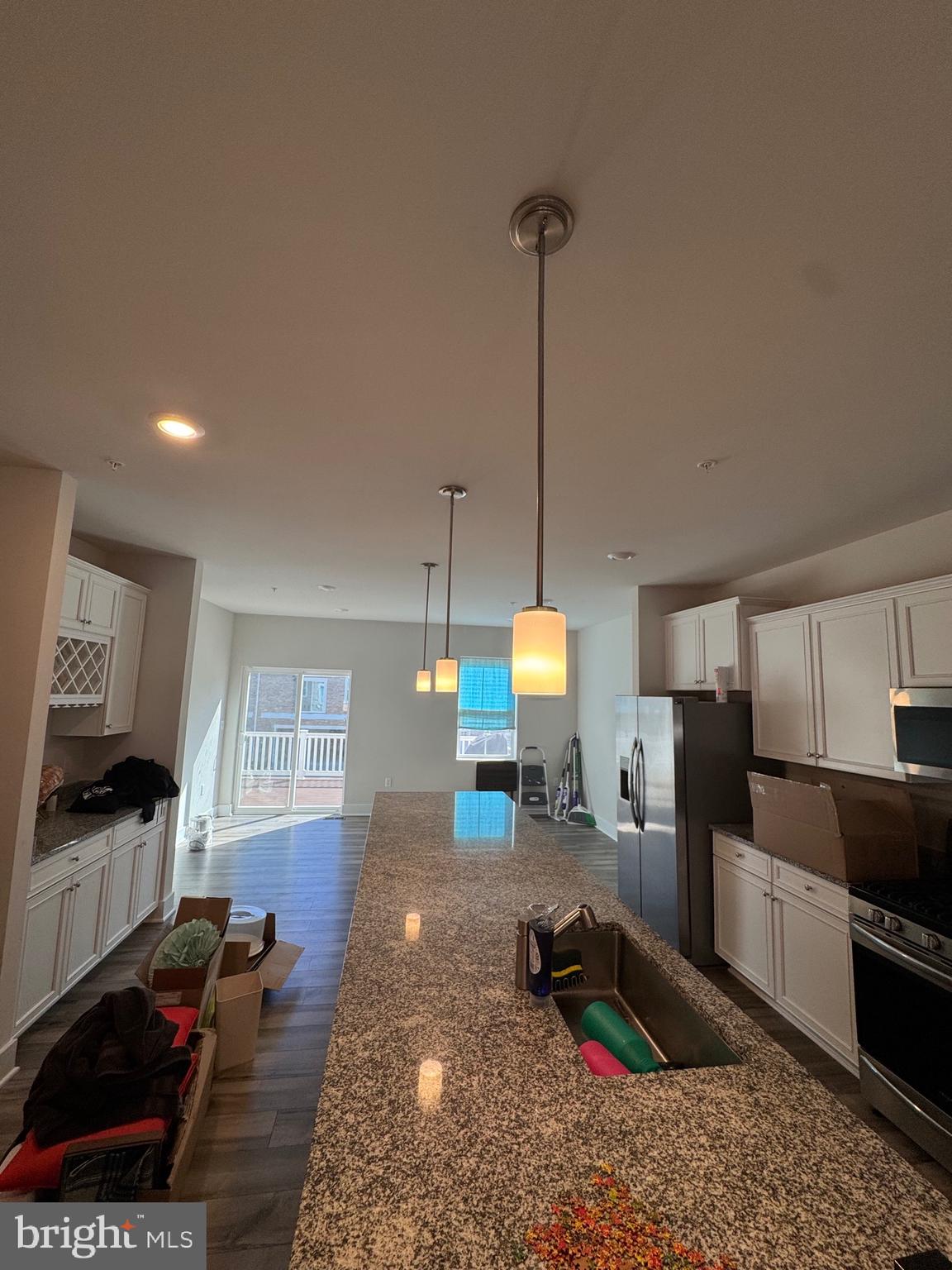 HIGHLAND ESTATES - Residential Lease