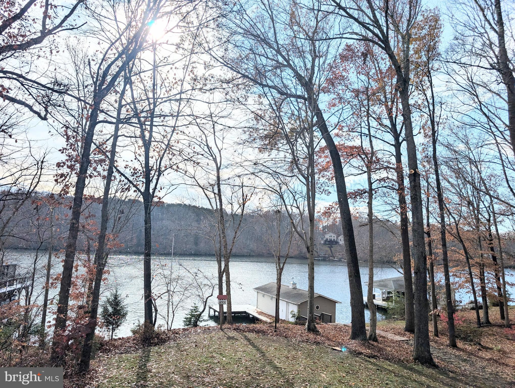 15606 CEDAR TREE CT