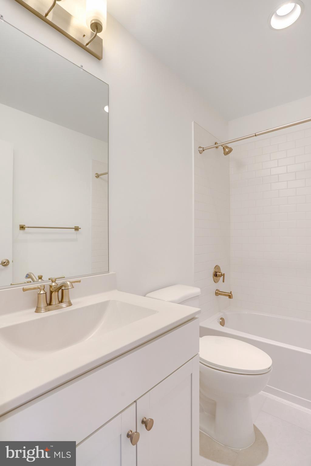 GAMBRILL GLENN - Residential