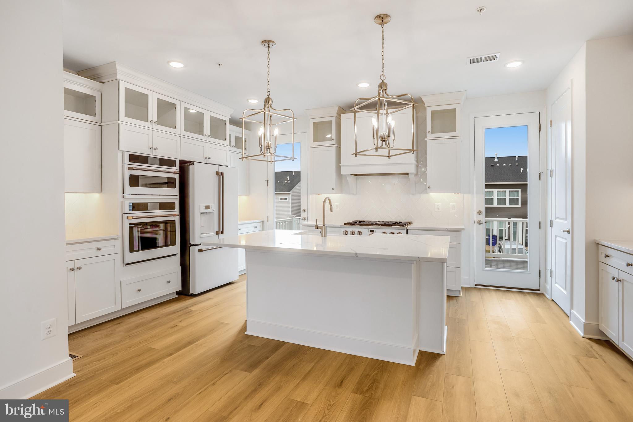 GAMBRILL GLENN - Residential