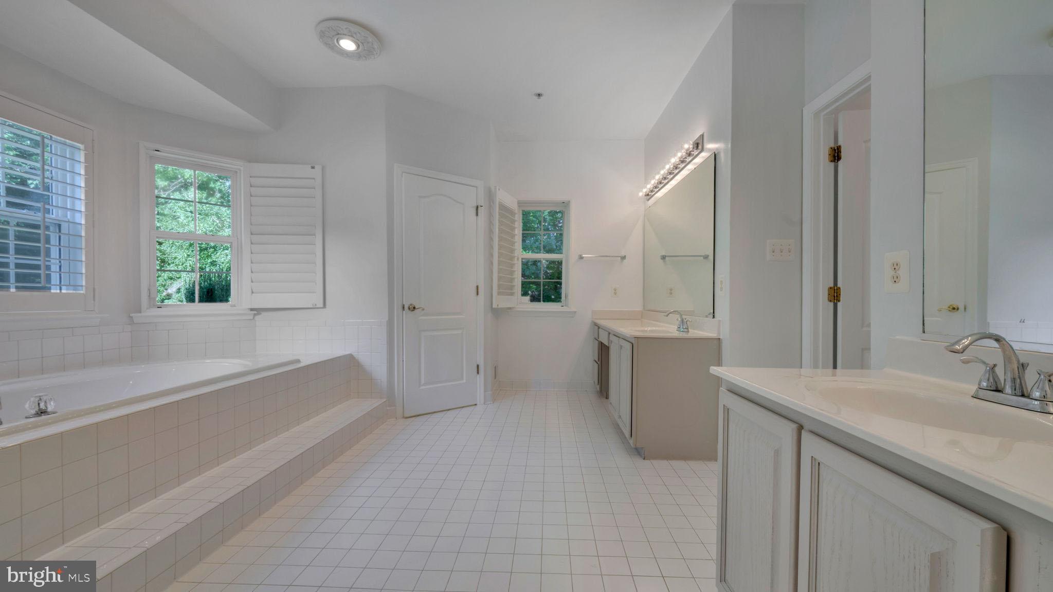 PUTTERS CHOICE - Residential Lease