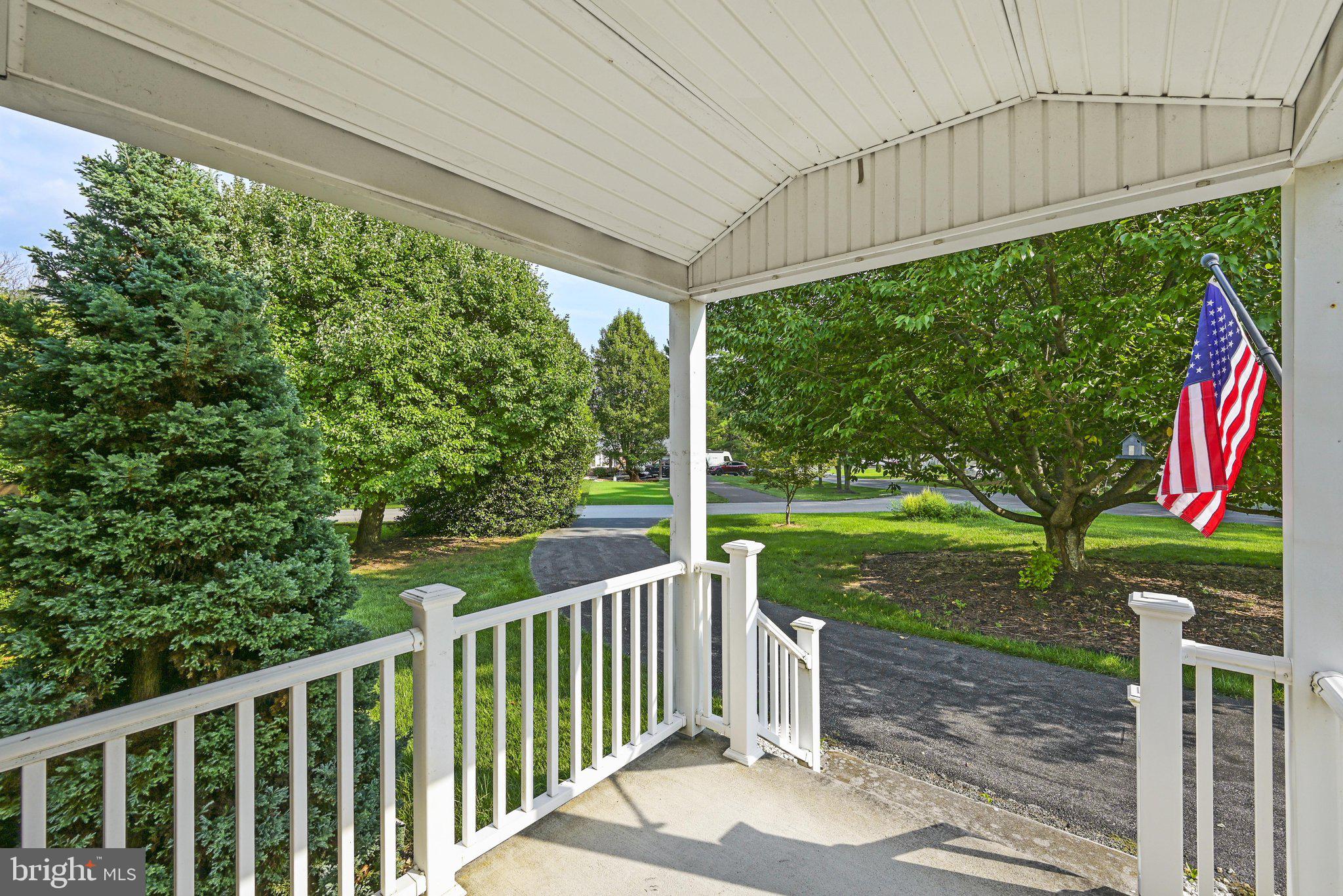 537 TUSCAWILLA DRIVE