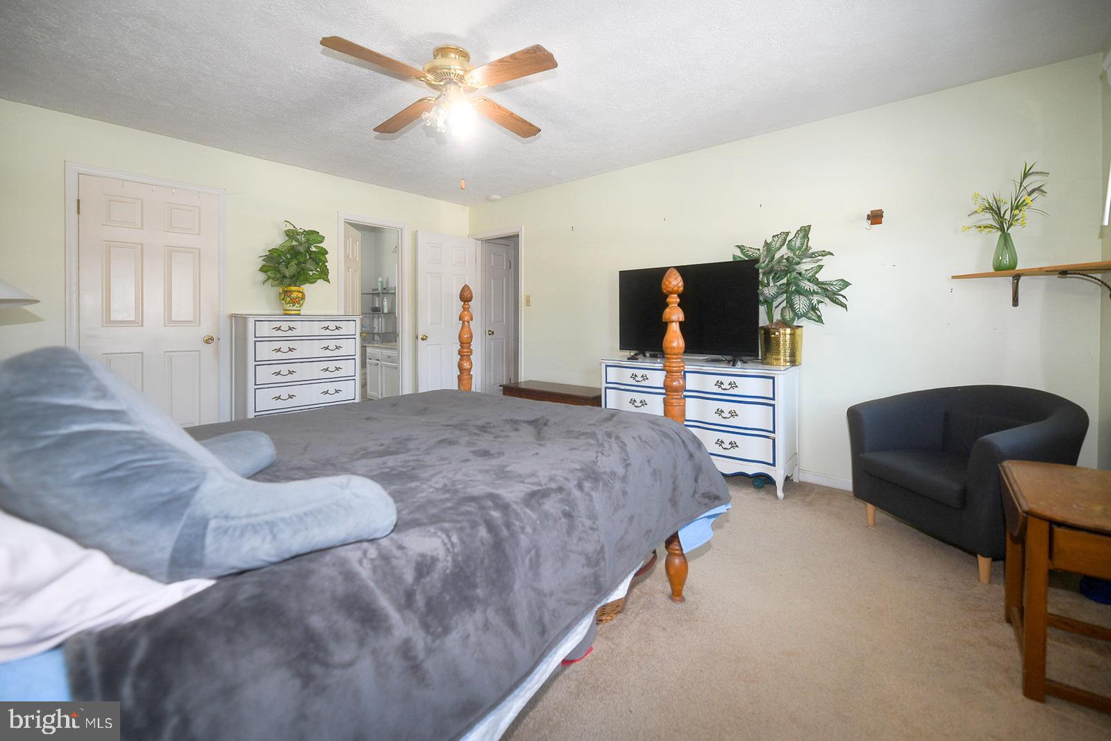 LAUREL BRANCH - Residential