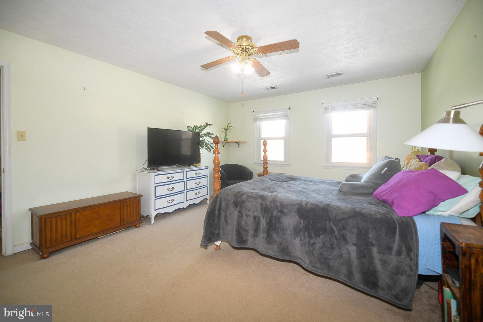 LAUREL BRANCH - Residential