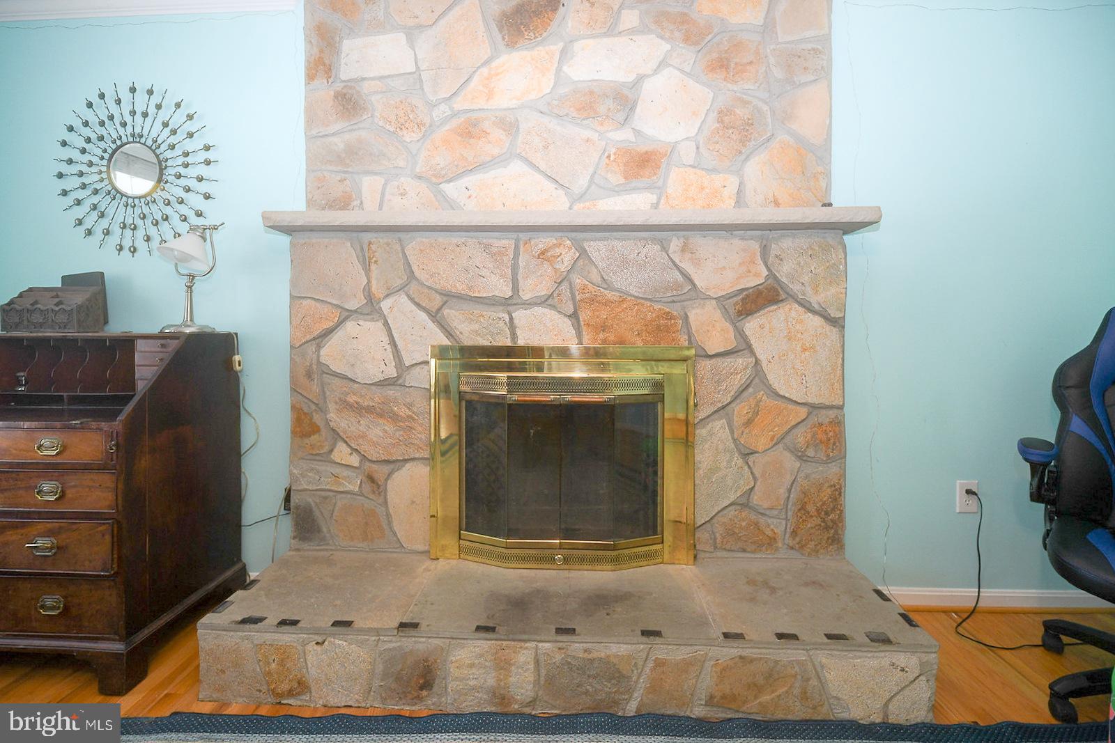 LAUREL BRANCH - Residential