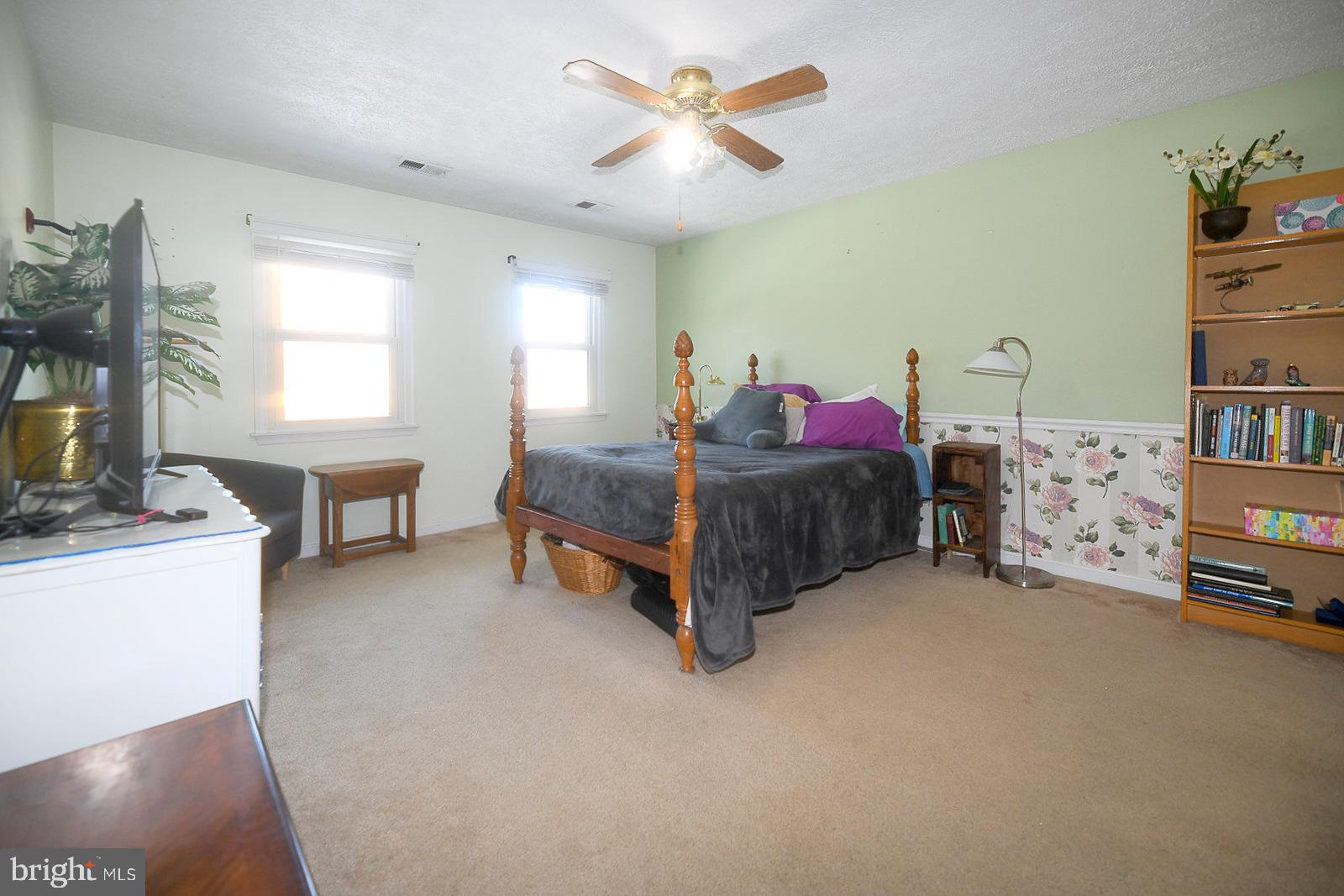 LAUREL BRANCH - Residential