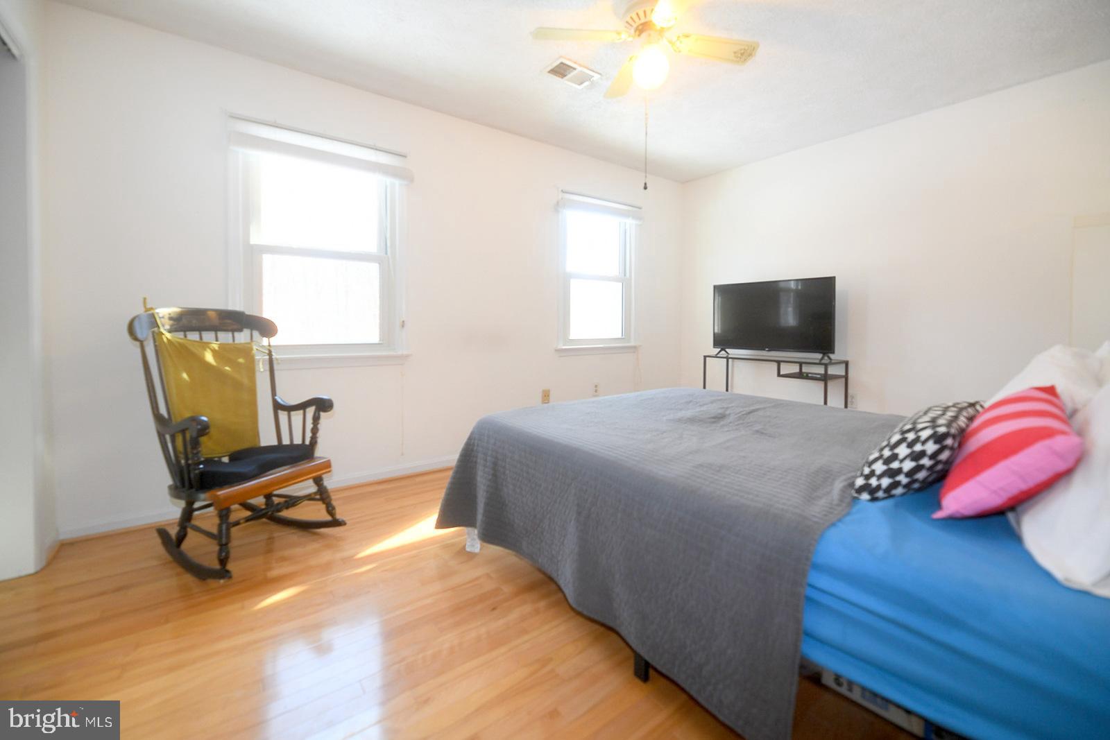 LAUREL BRANCH - Residential