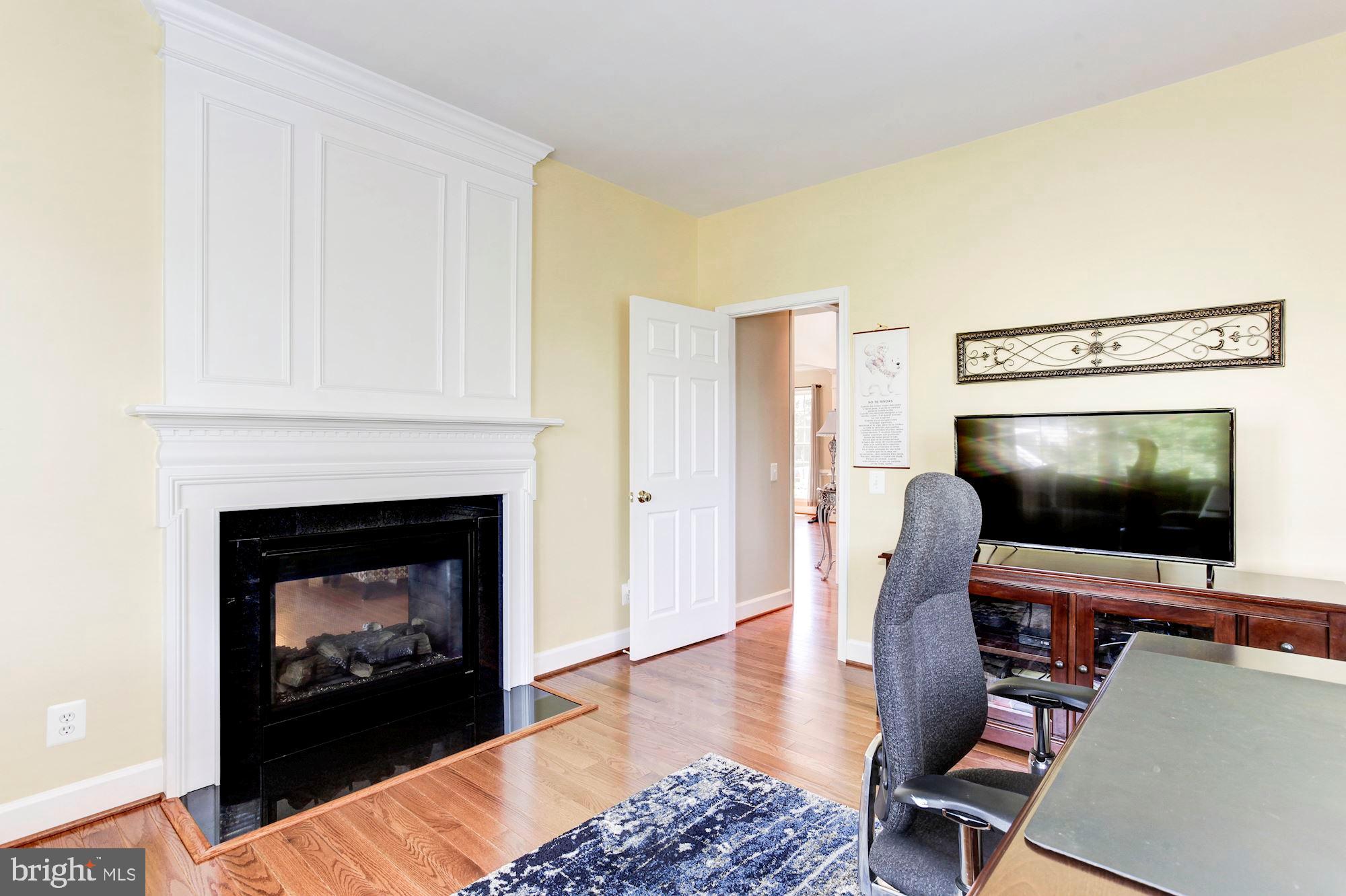 MAYFIELD TRACE - Residential