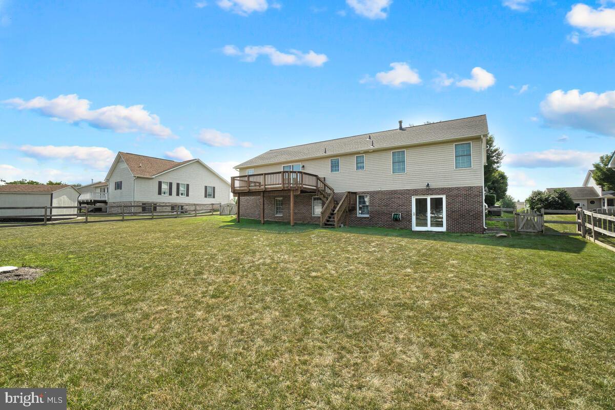 BENNETT ESTATES - Residential