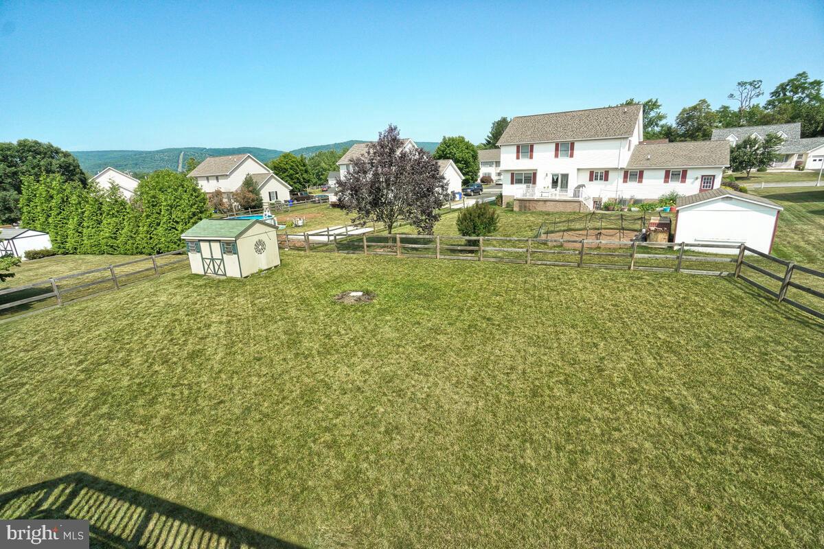 BENNETT ESTATES - Residential