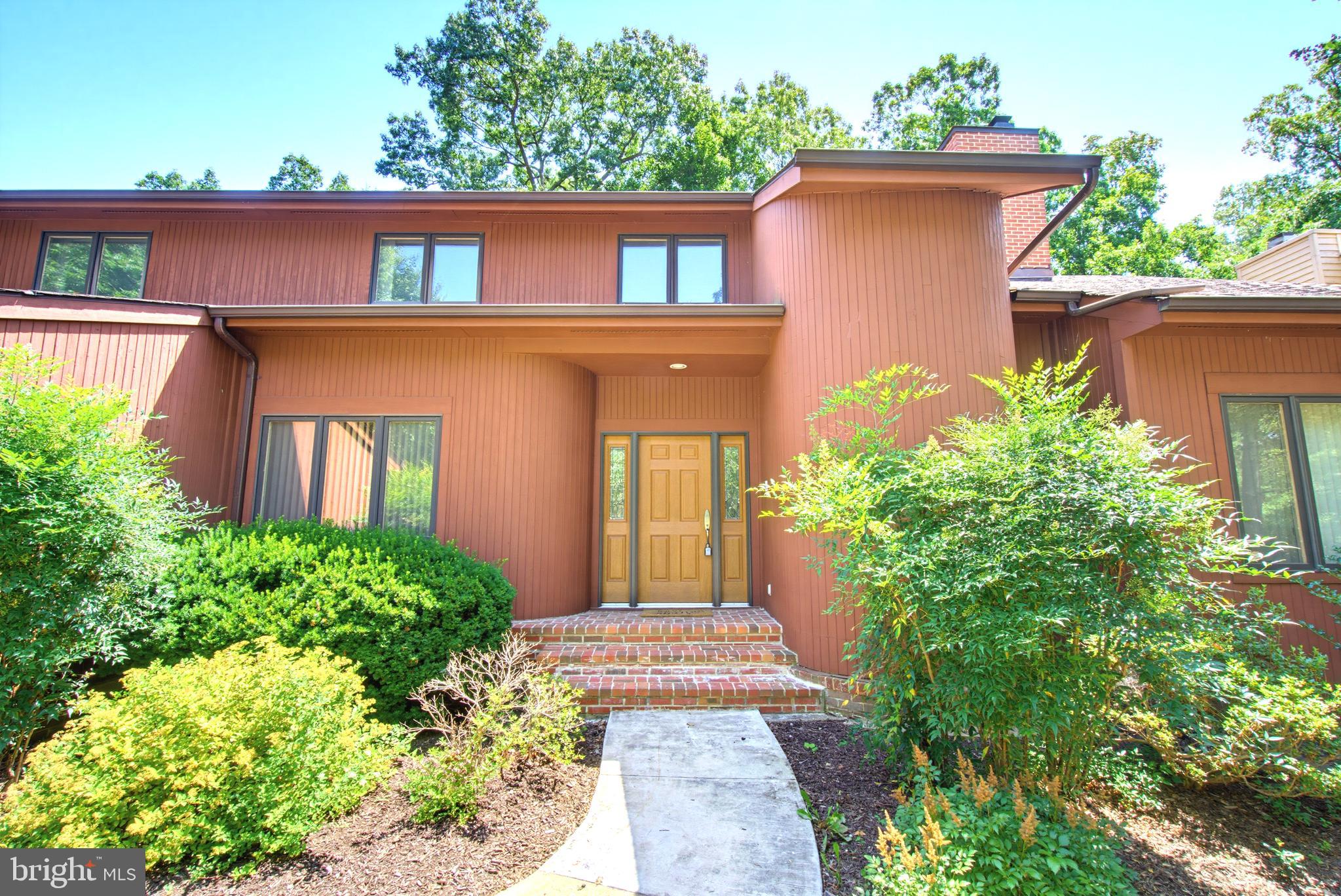 6181 WOODED RUN DRIVE