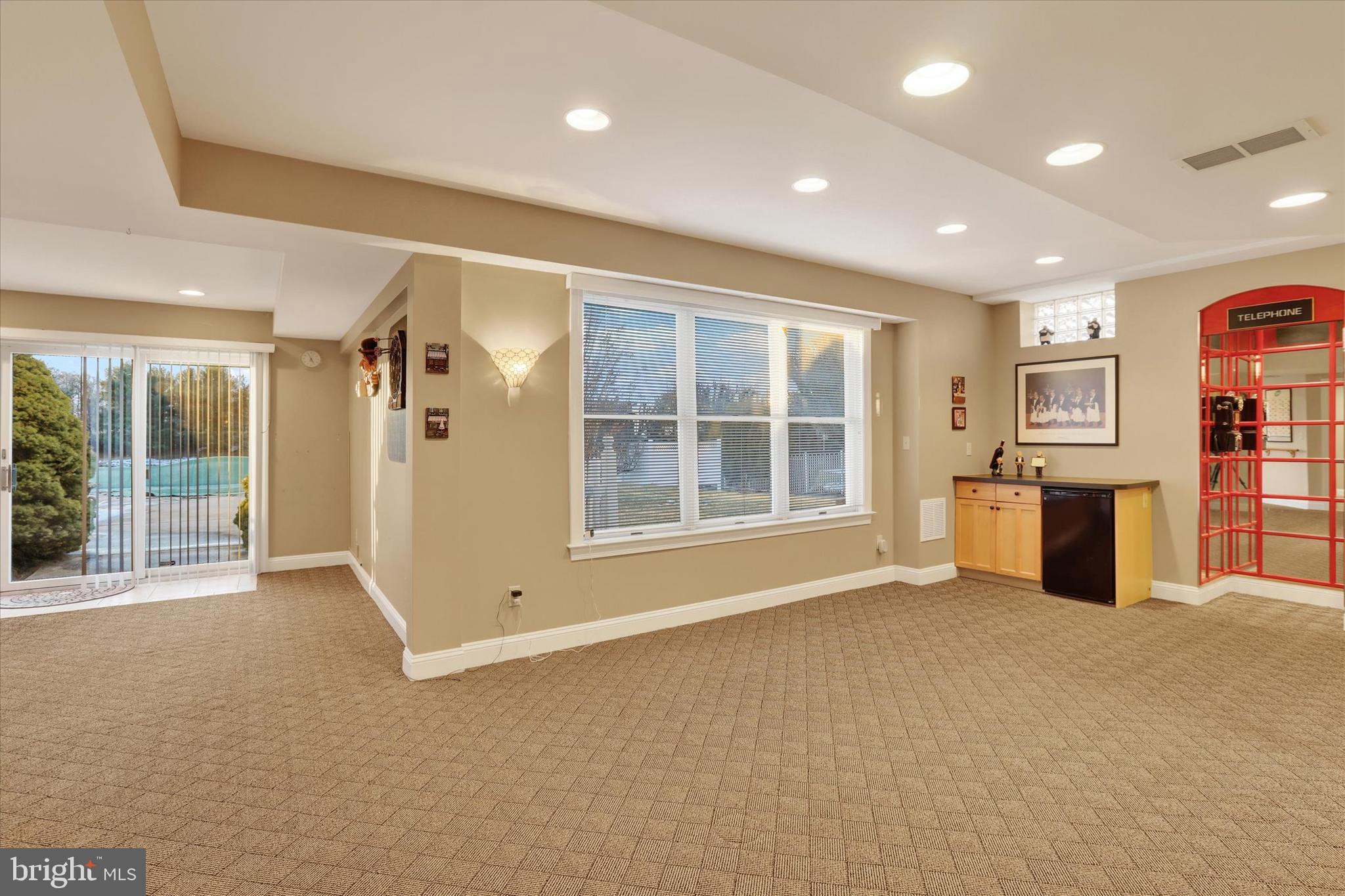 NORTHAMPTON CHASE - Residential