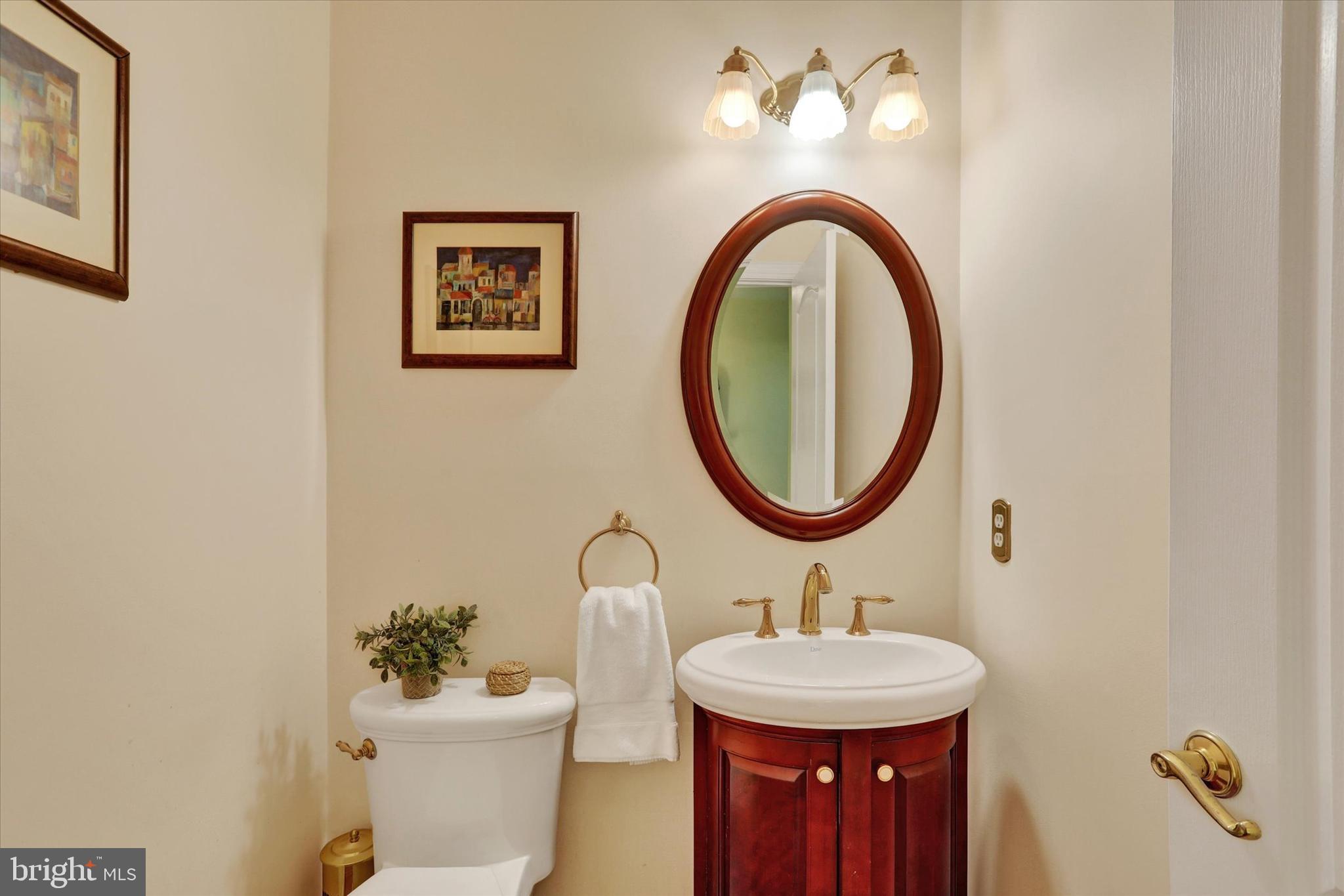 NORTHAMPTON CHASE - Residential