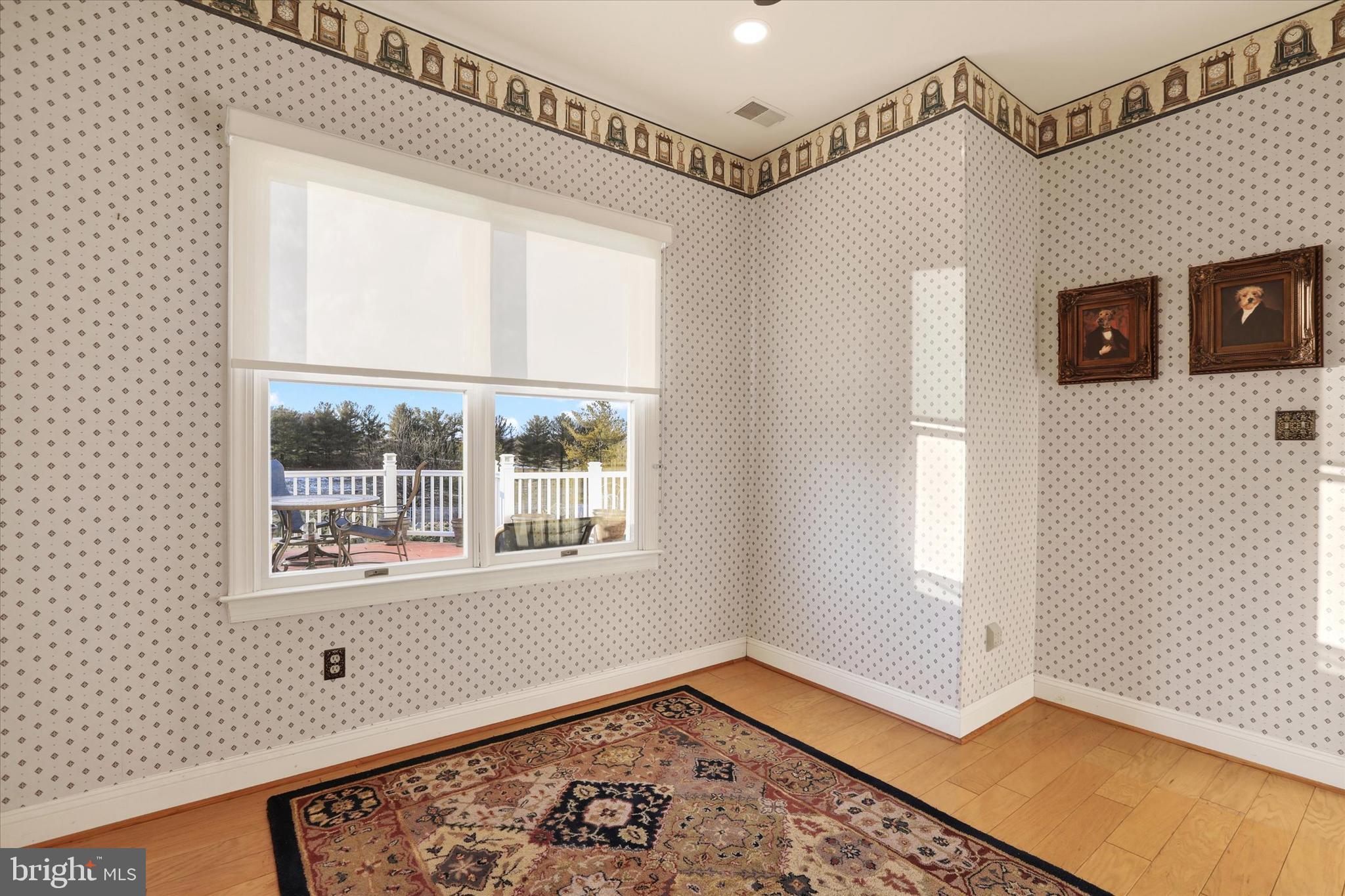 NORTHAMPTON CHASE - Residential