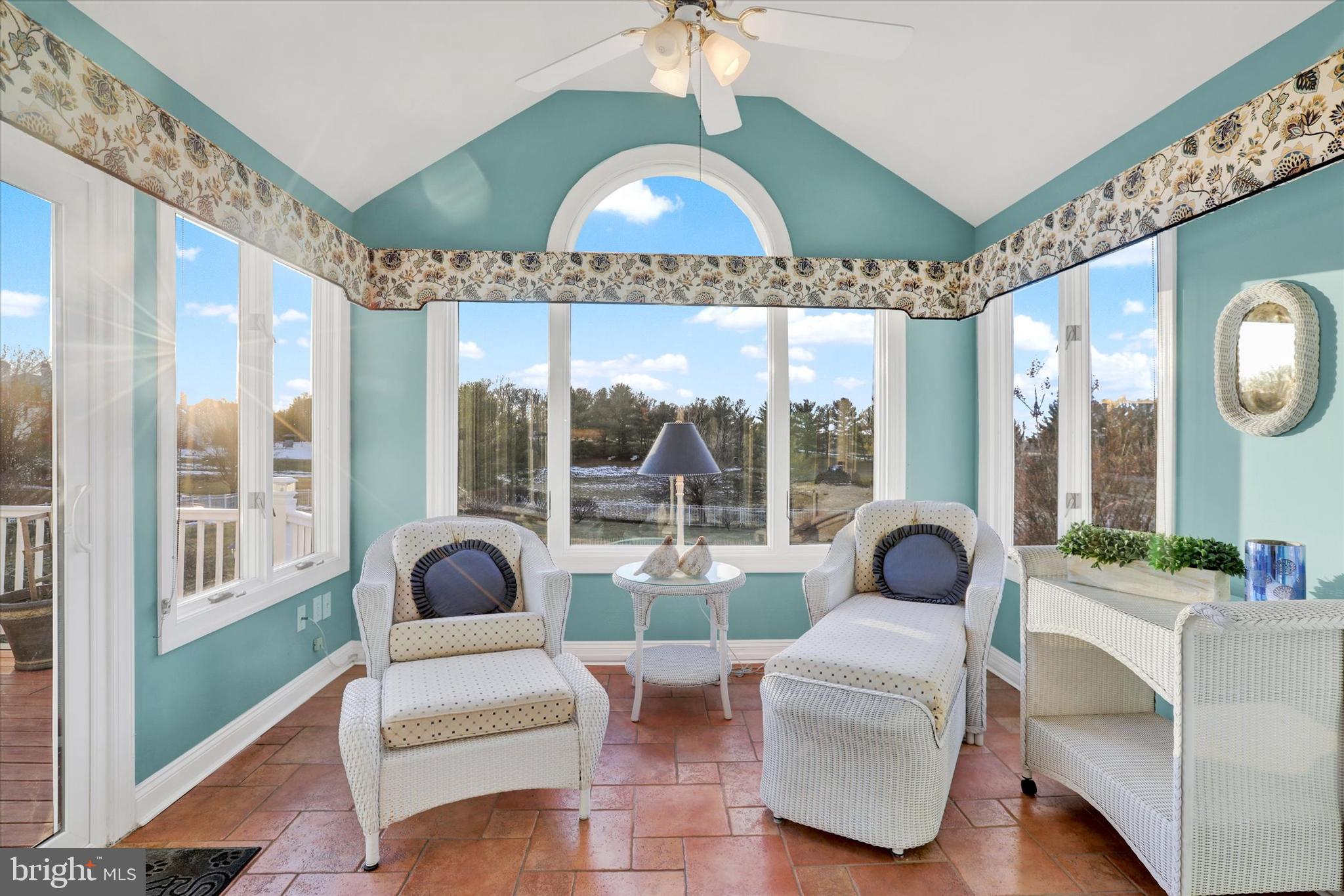 NORTHAMPTON CHASE - Residential