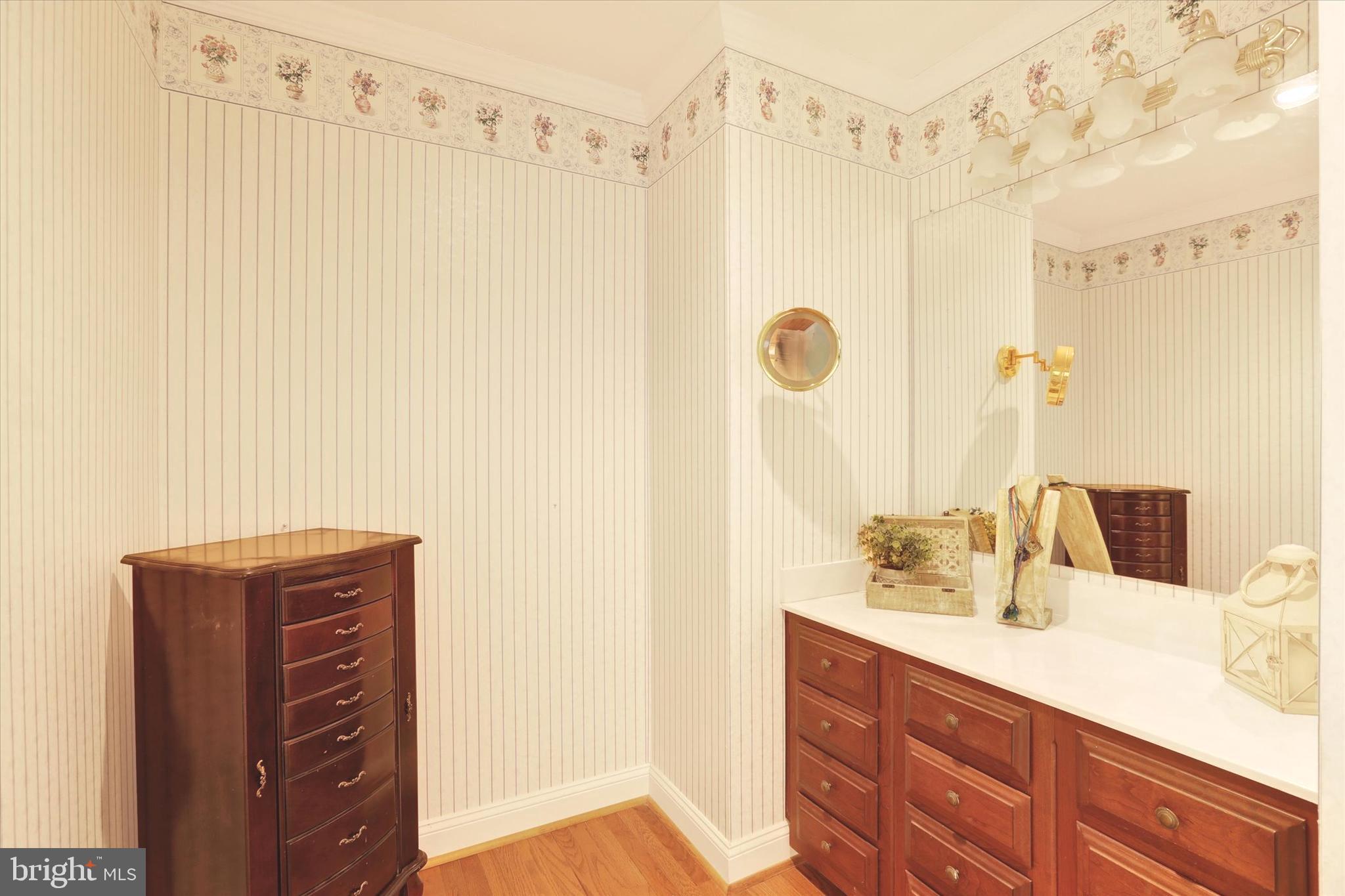 NORTHAMPTON CHASE - Residential