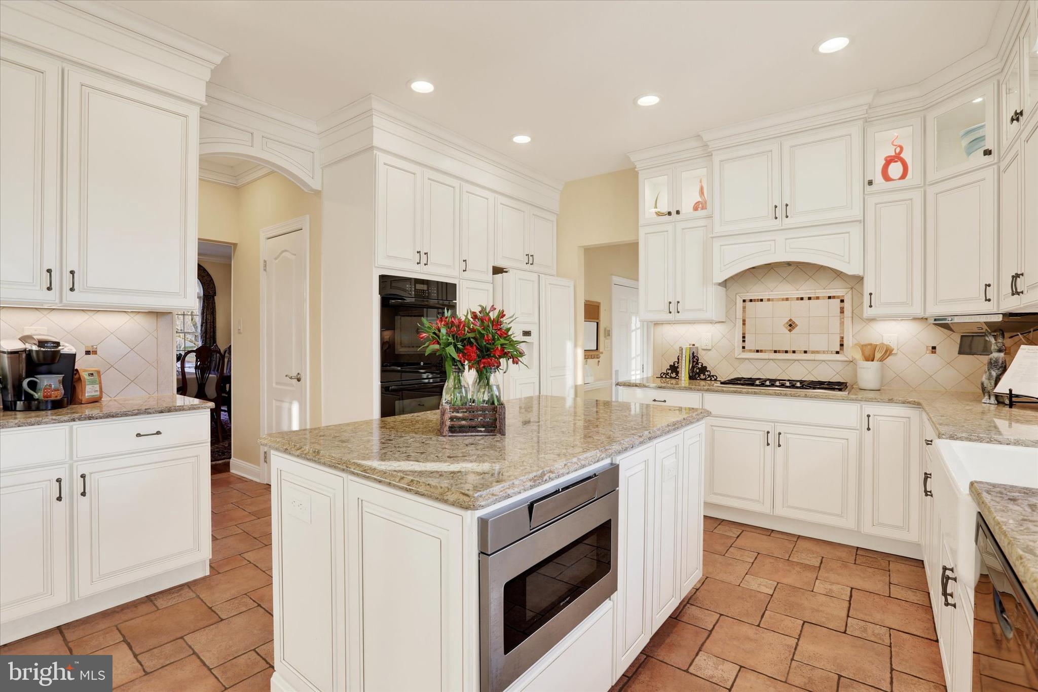 NORTHAMPTON CHASE - Residential