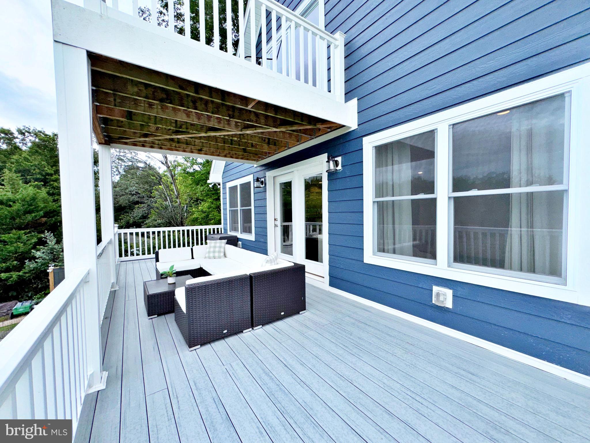 HIDDEN RIVER FARM - Residential